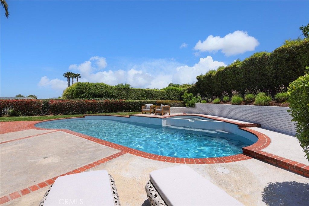2936 Alta Vista Drive