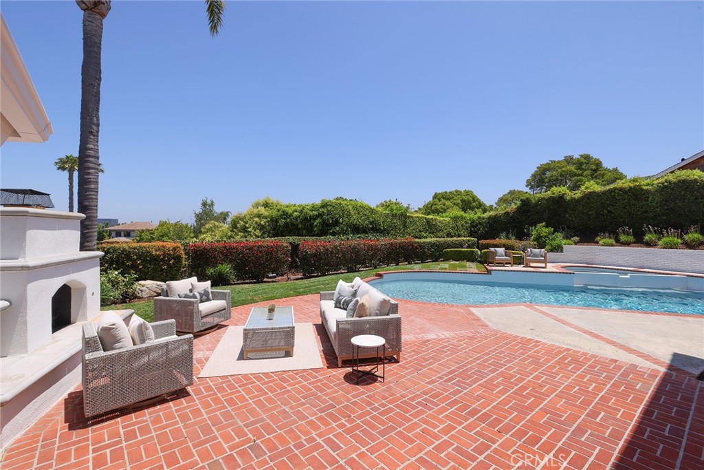 2936 Alta Vista Drive