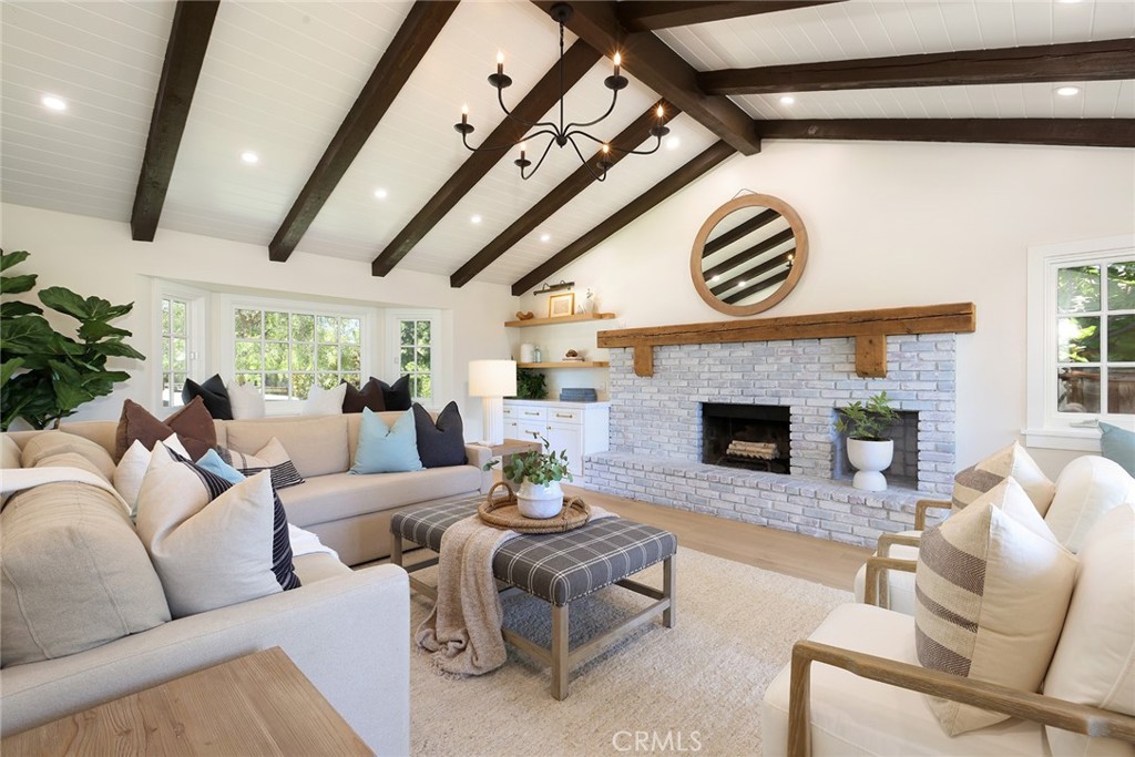 2936 Alta Vista Drive