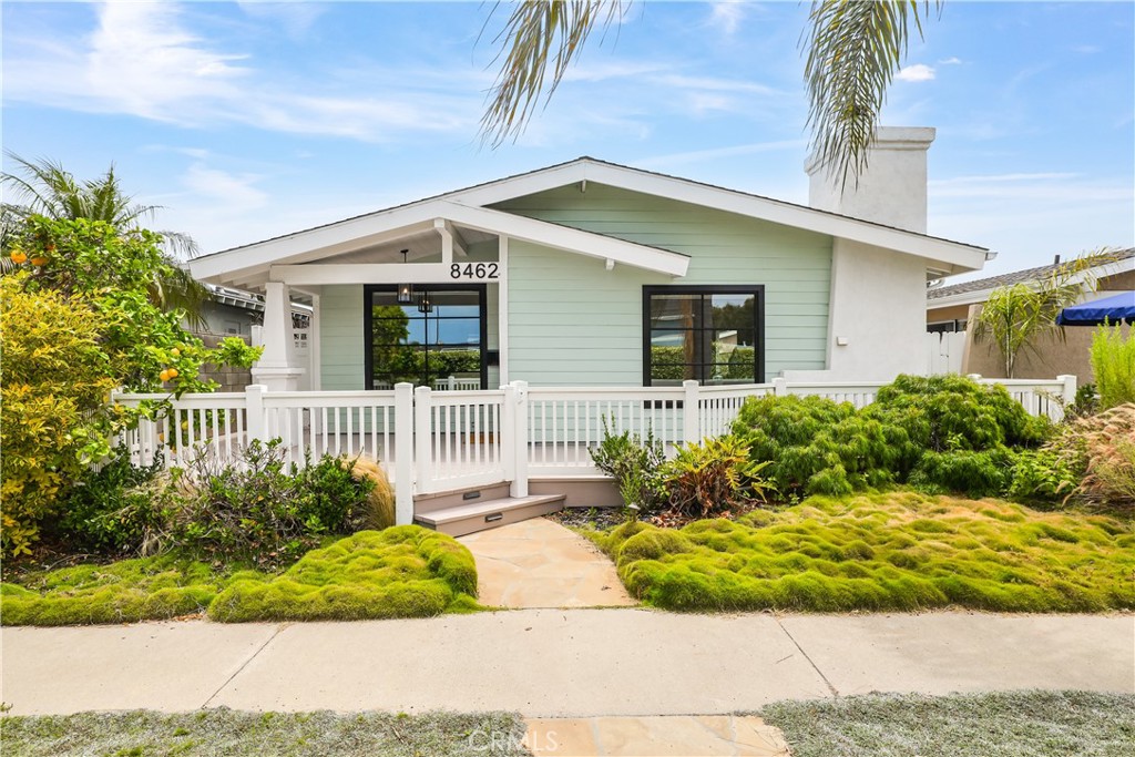 8462 Hillhead Drive