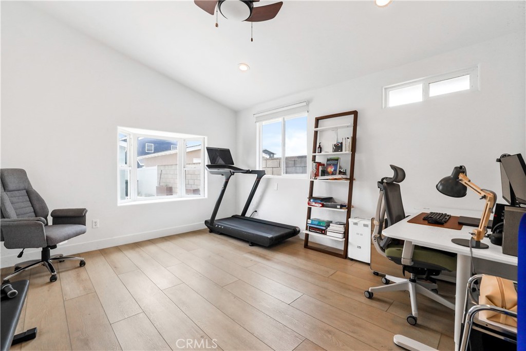 8462 Hillhead Drive