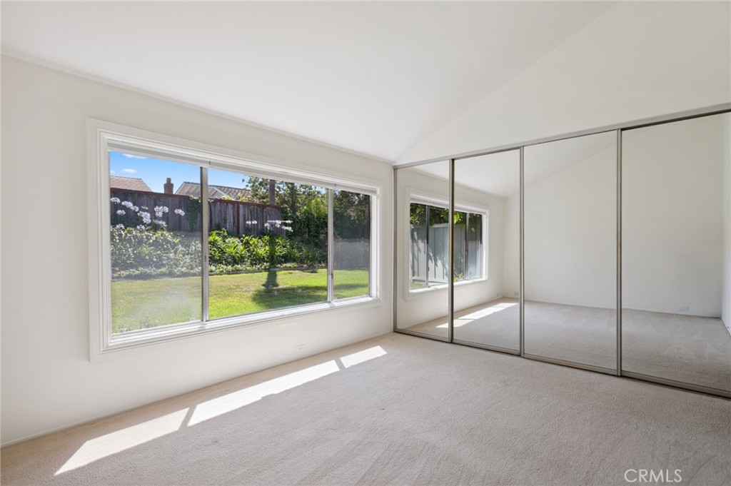 1819 Port Kimberly Place