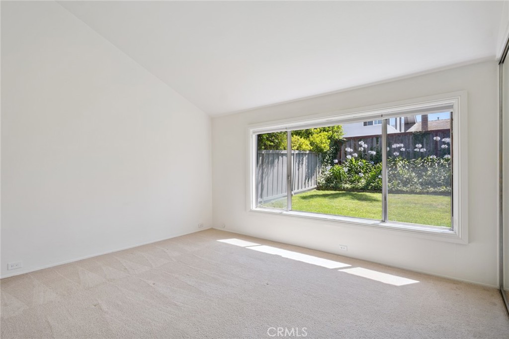 1819 Port Kimberly Place