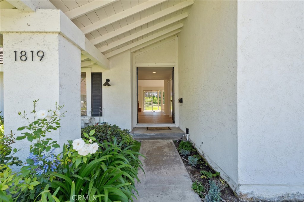 1819 Port Kimberly Place