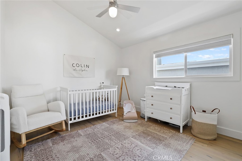 511 1/2 Fernleaf Avenue