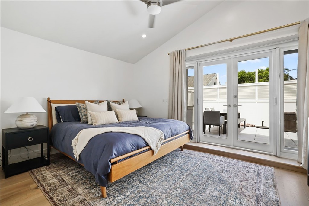 511 1/2 Fernleaf Avenue