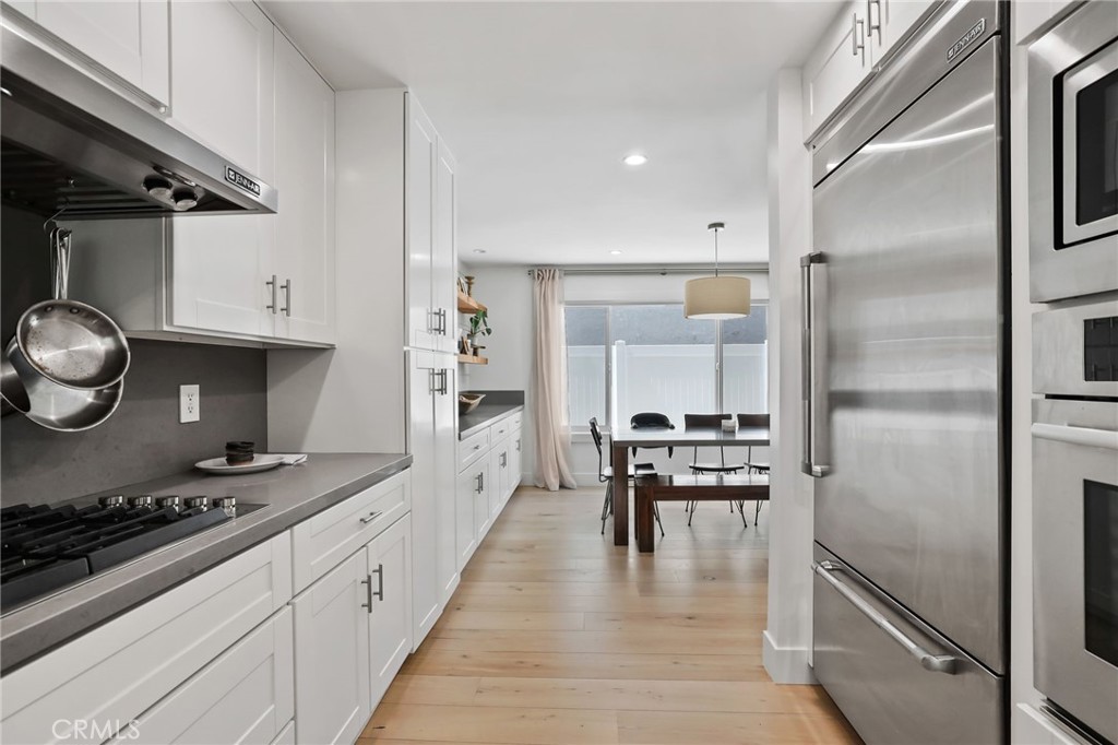 511 1/2 Fernleaf Avenue