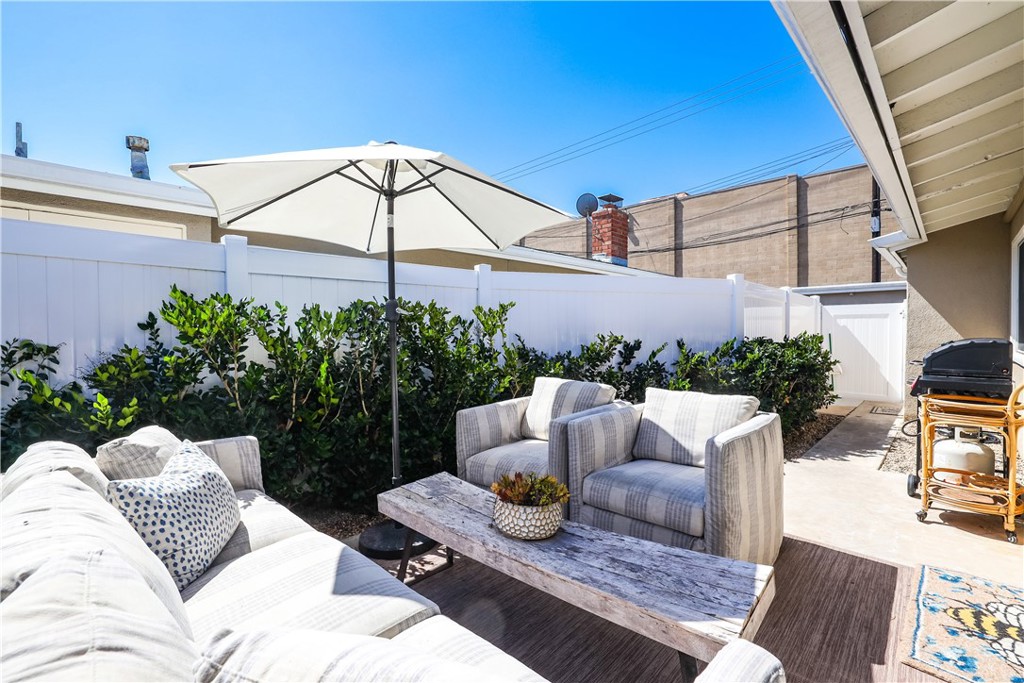 1741 Tustin Avenue 14D
