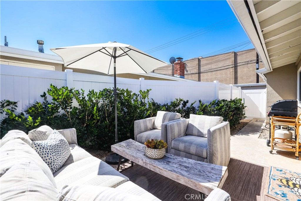 1741 Tustin Avenue 14D