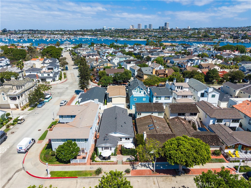 2004 E Ocean Boulevard