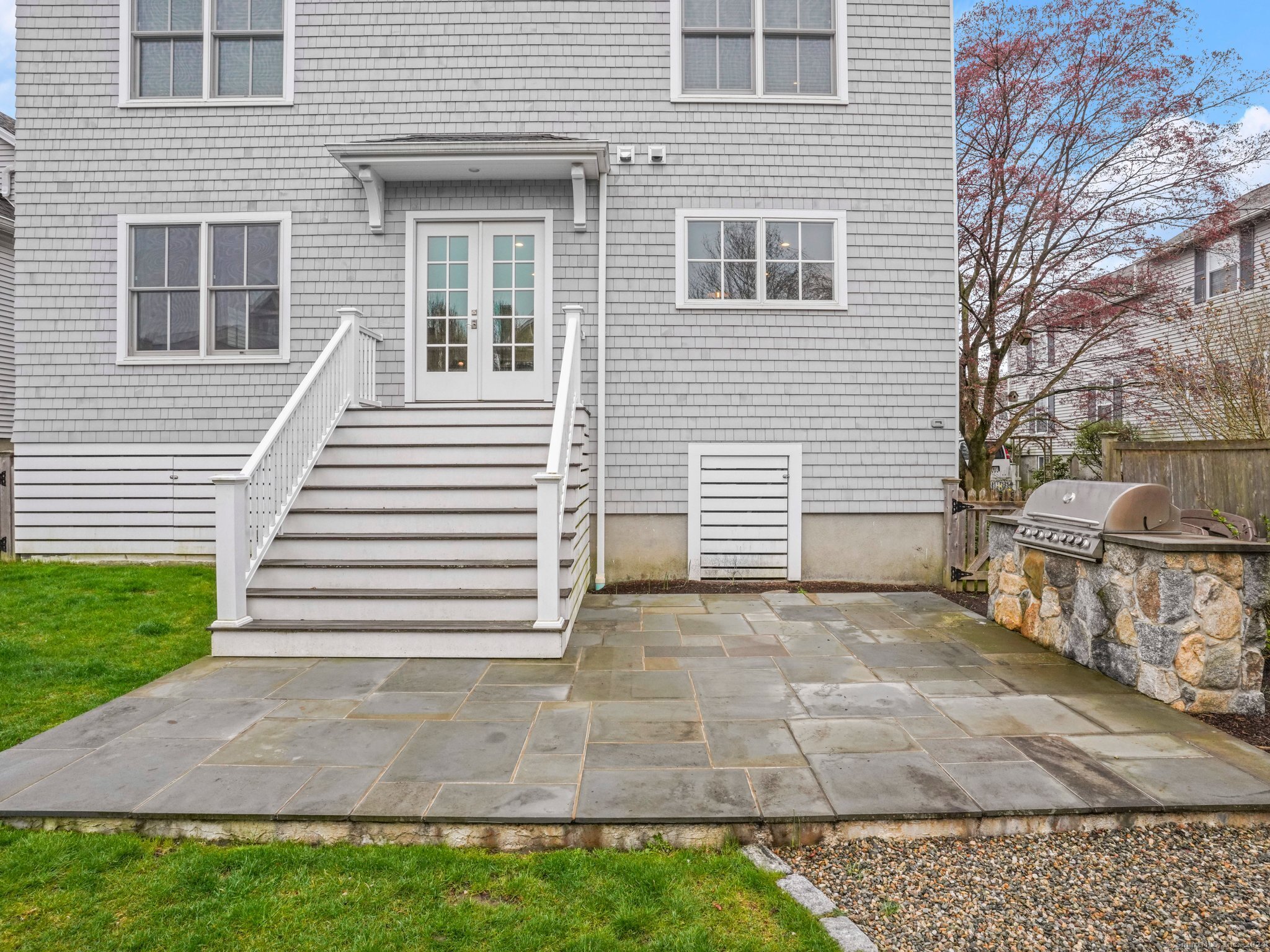 80 Veres Street