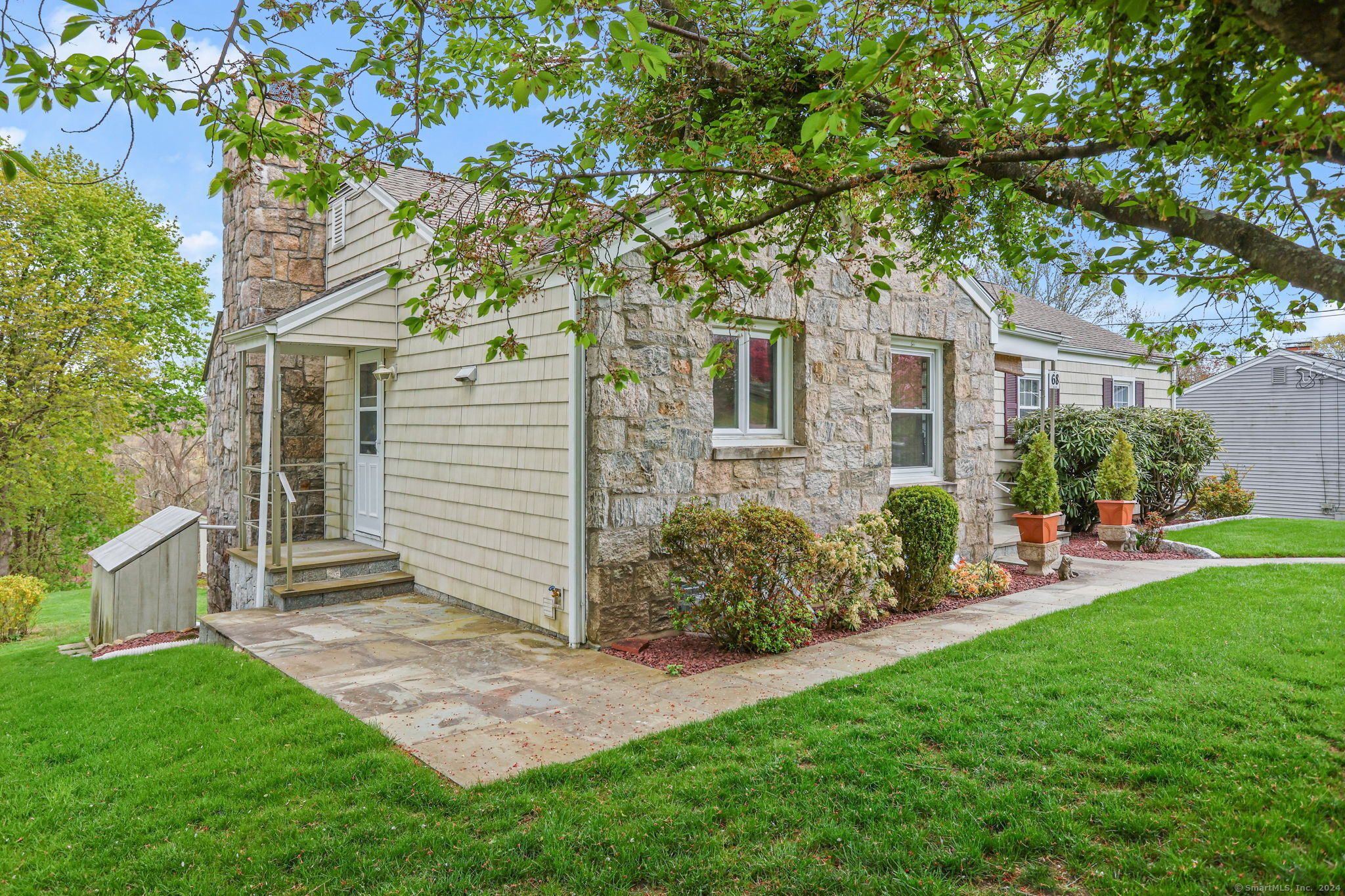 68 Calhoun Avenue