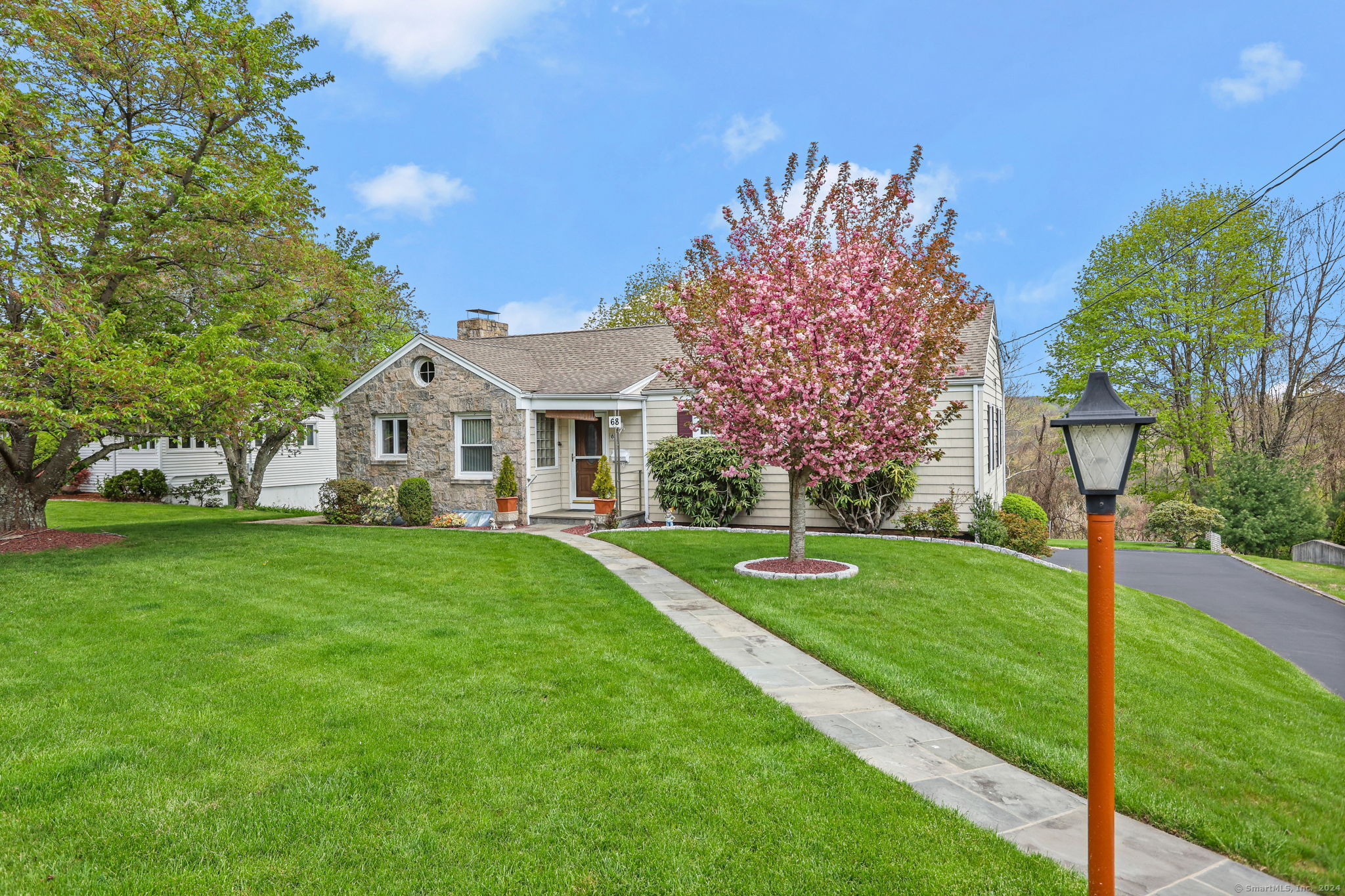 68 Calhoun Avenue