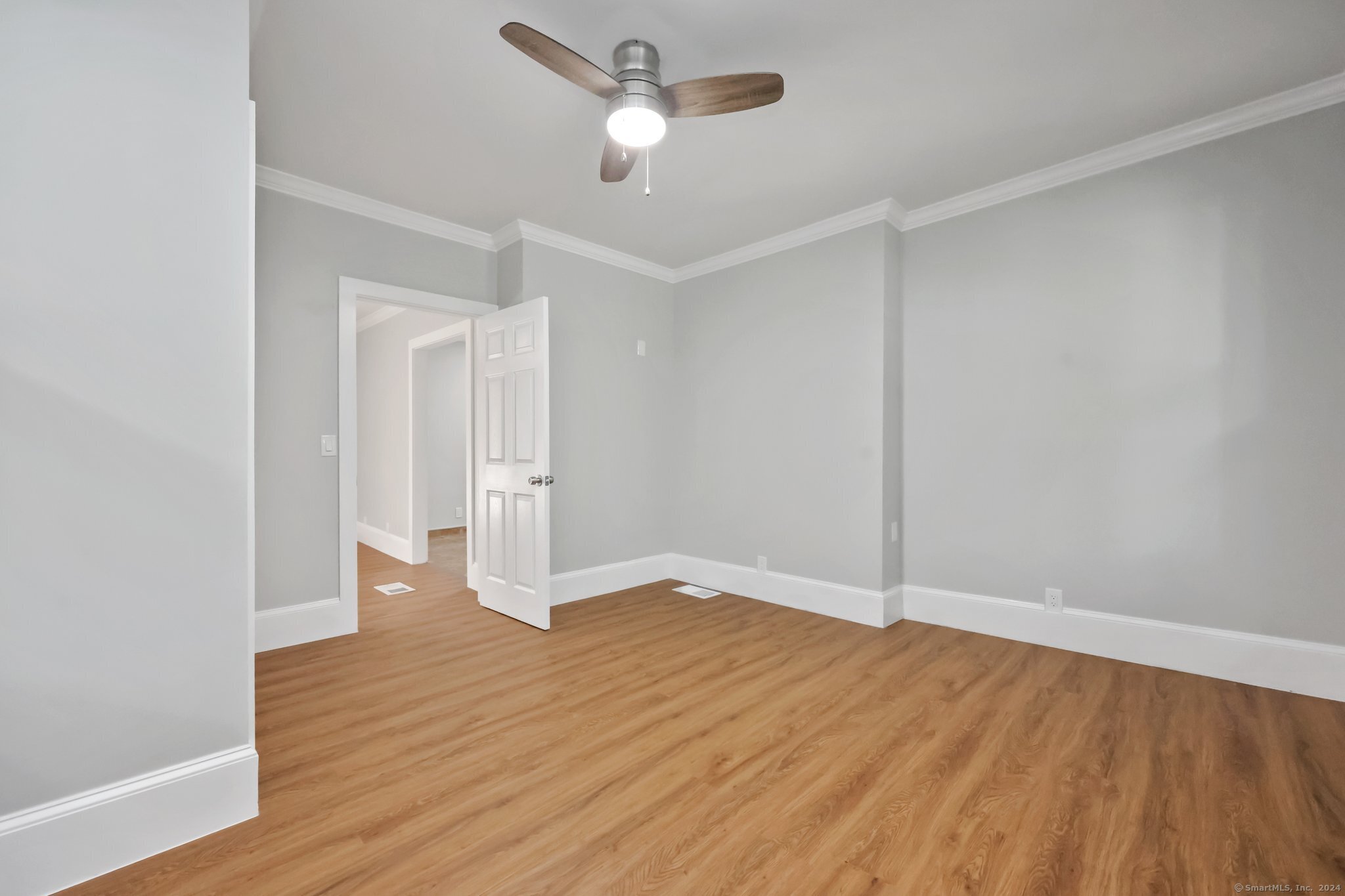 37 Quintard Avenue 1