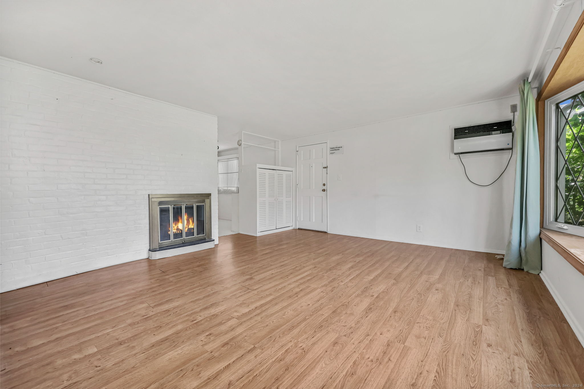 3944 Madison Avenue