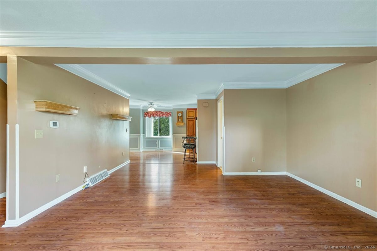 204 New Haven Avenue 2D