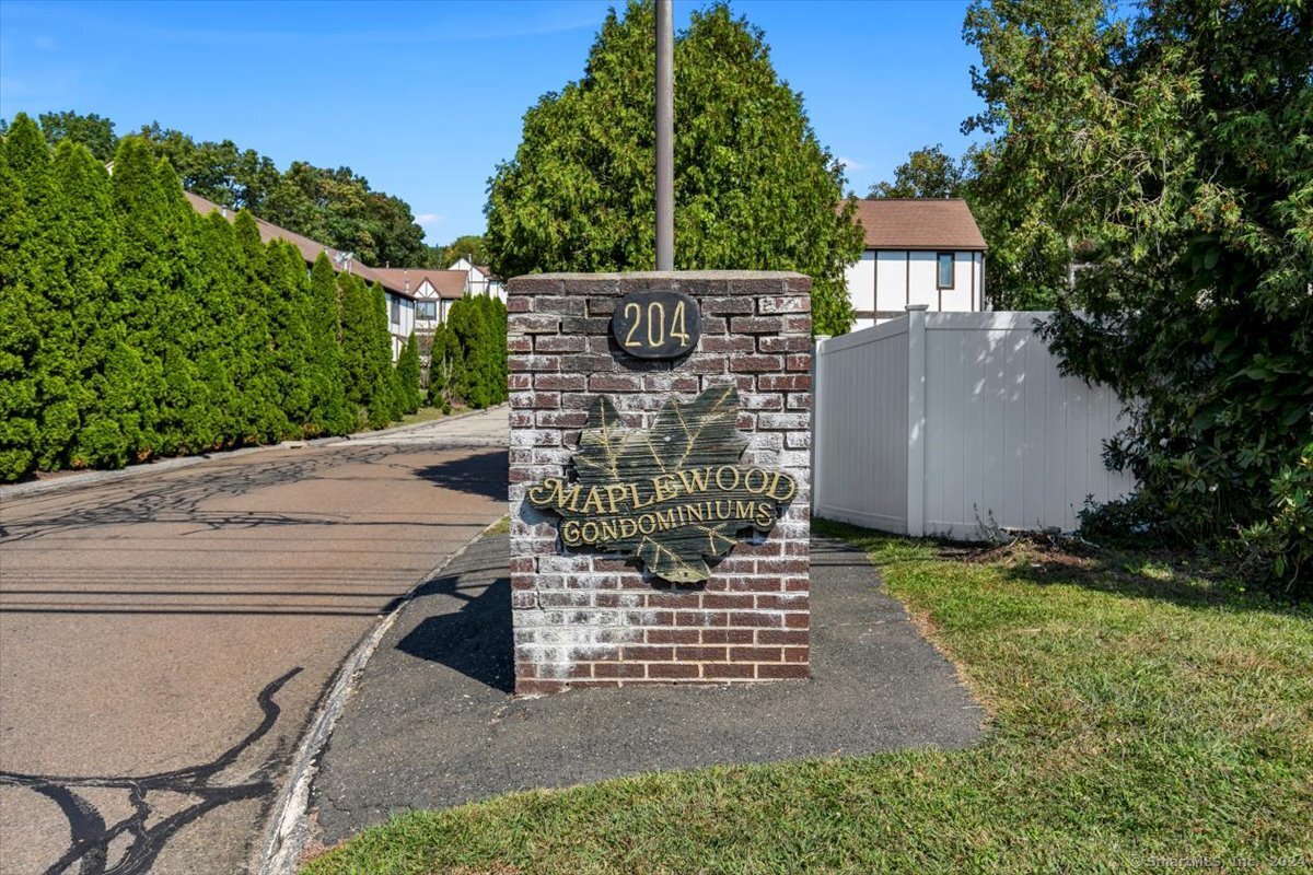 204 New Haven Avenue 2D