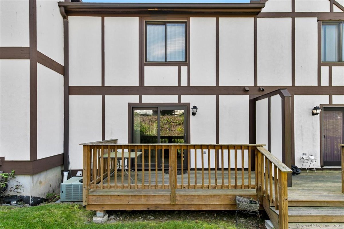 204 New Haven Avenue 2D