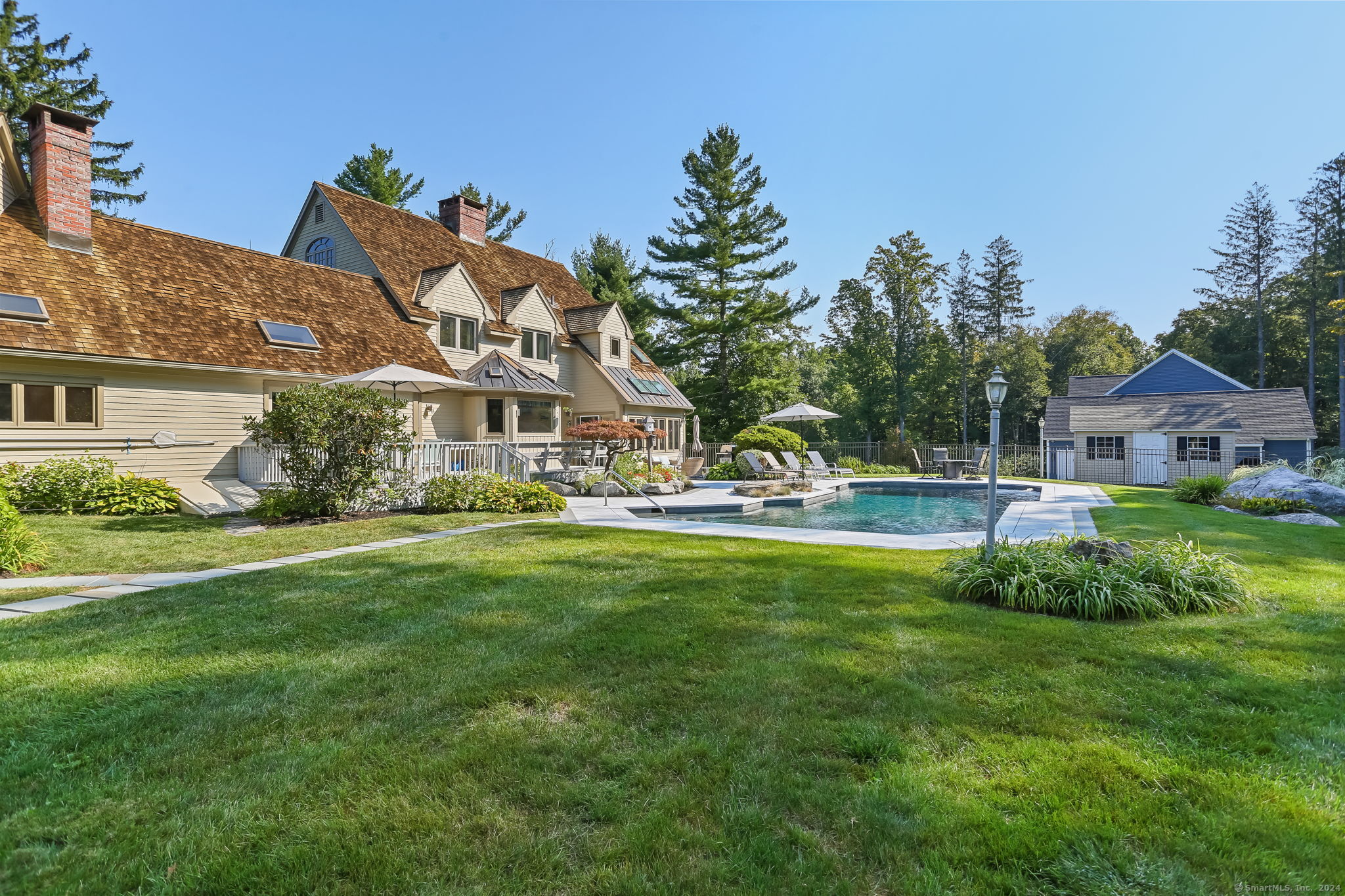 9 Whitetail Drive