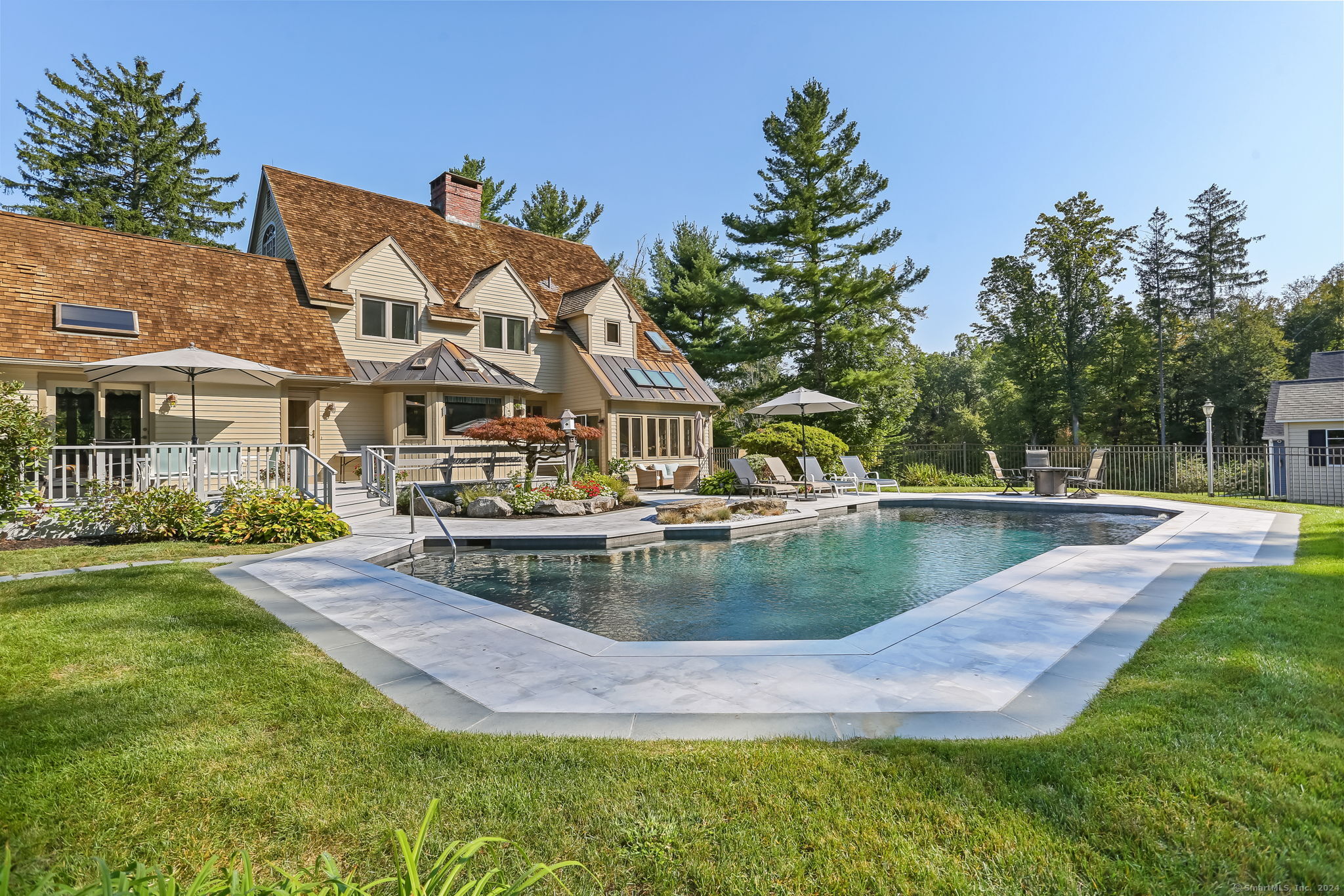9 Whitetail Drive
