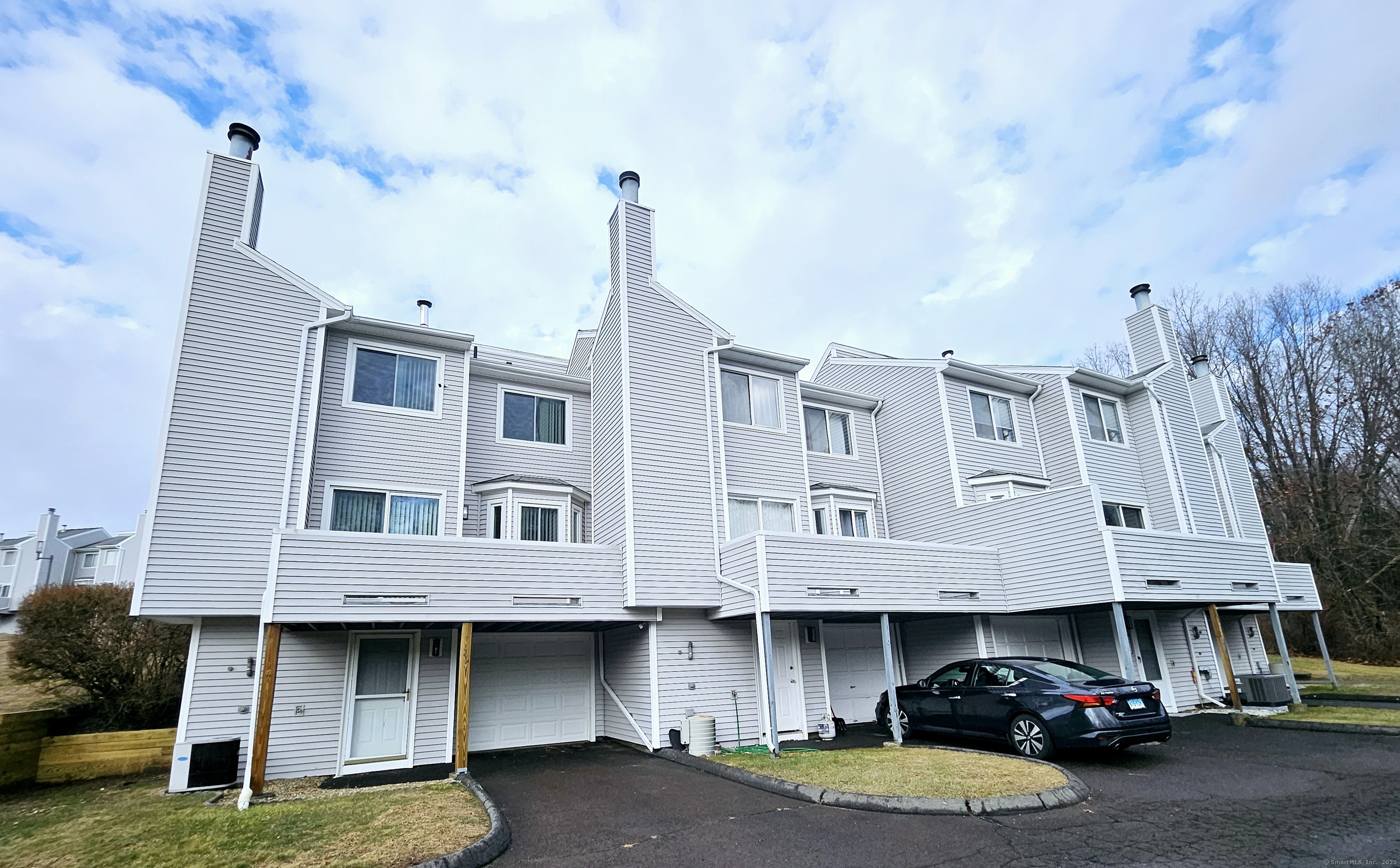 21 Lilac Drive D