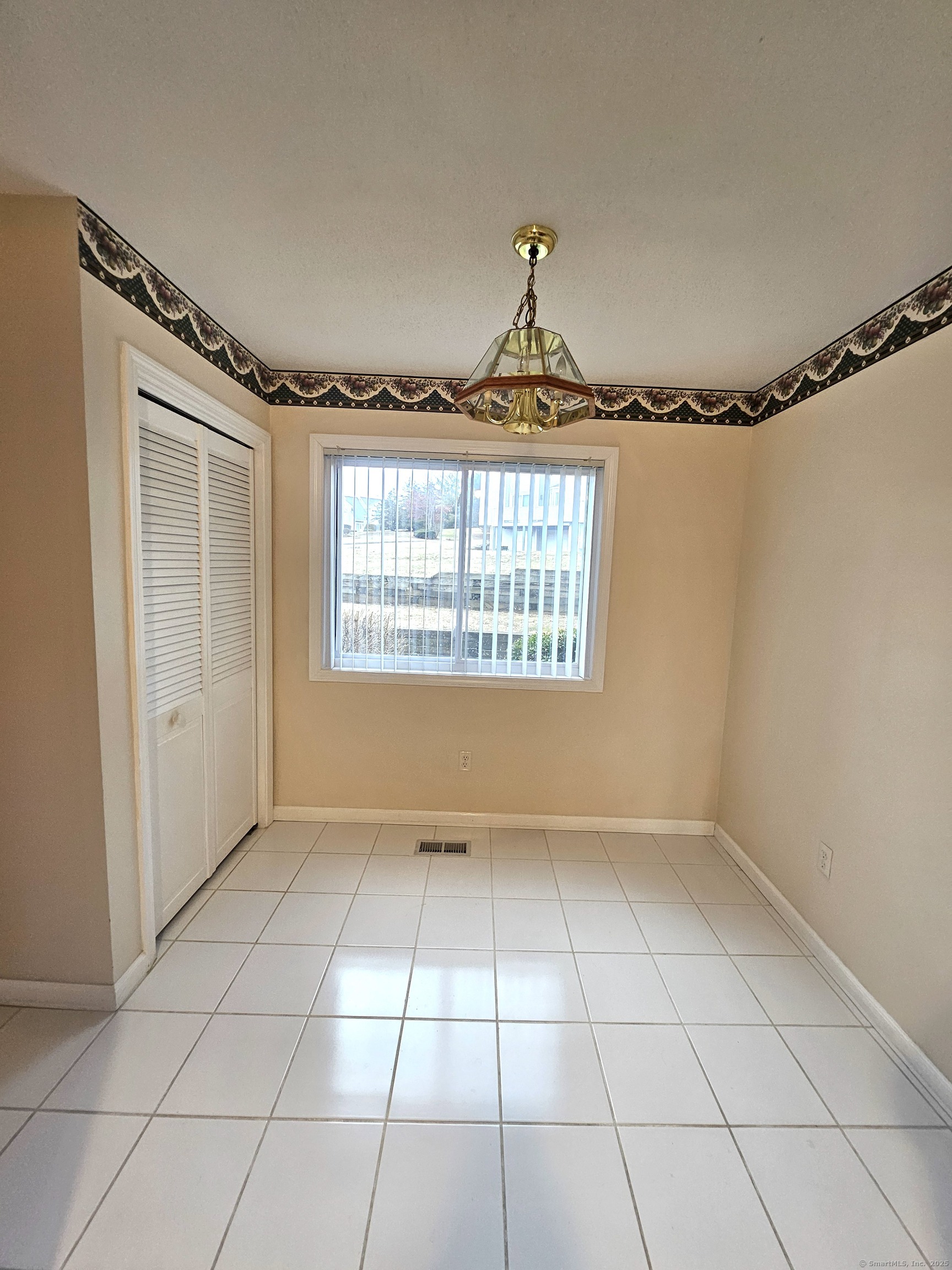 21 Lilac Drive D