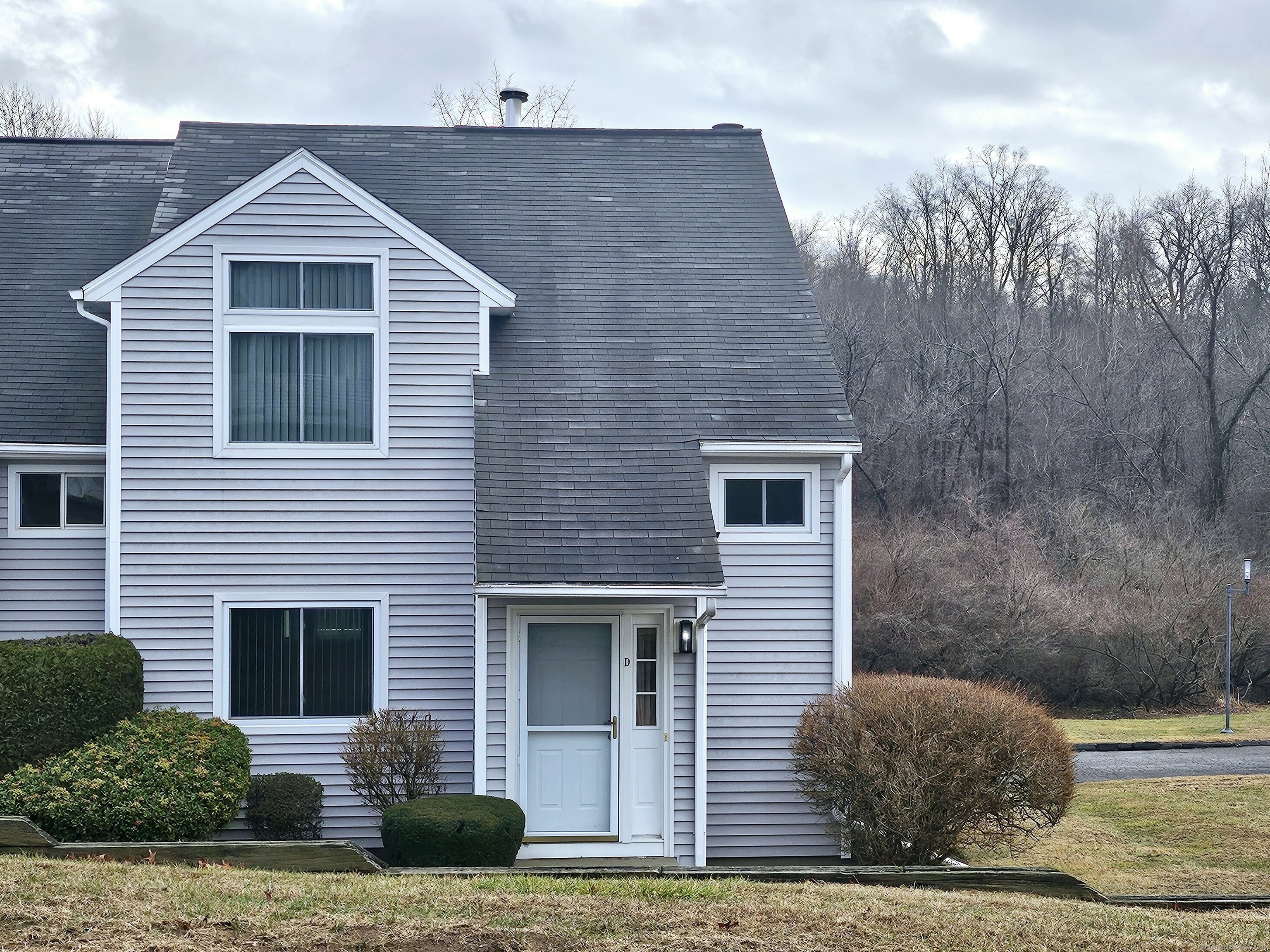 21 Lilac Drive D