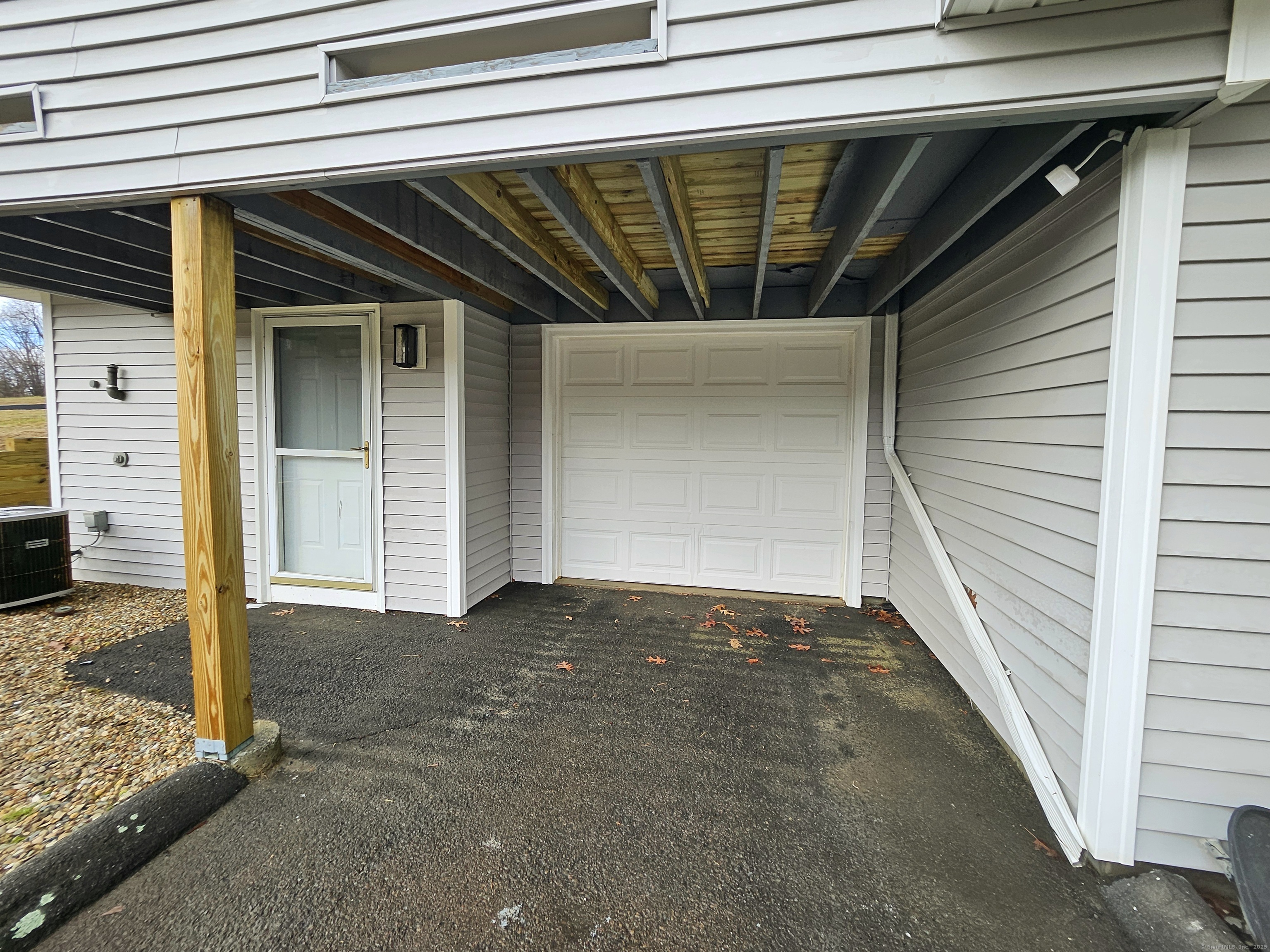 21 Lilac Drive D