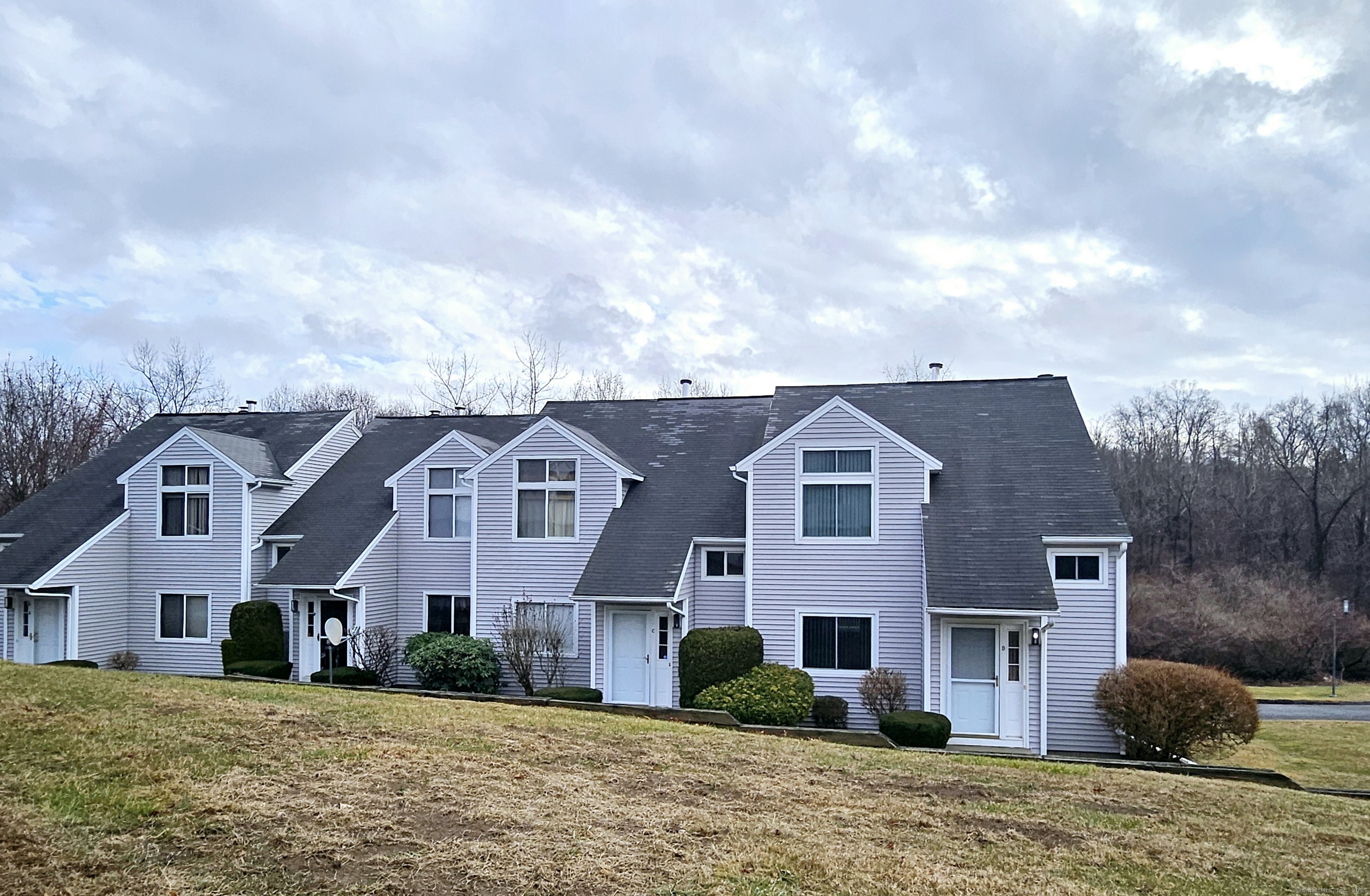 21 Lilac Drive D