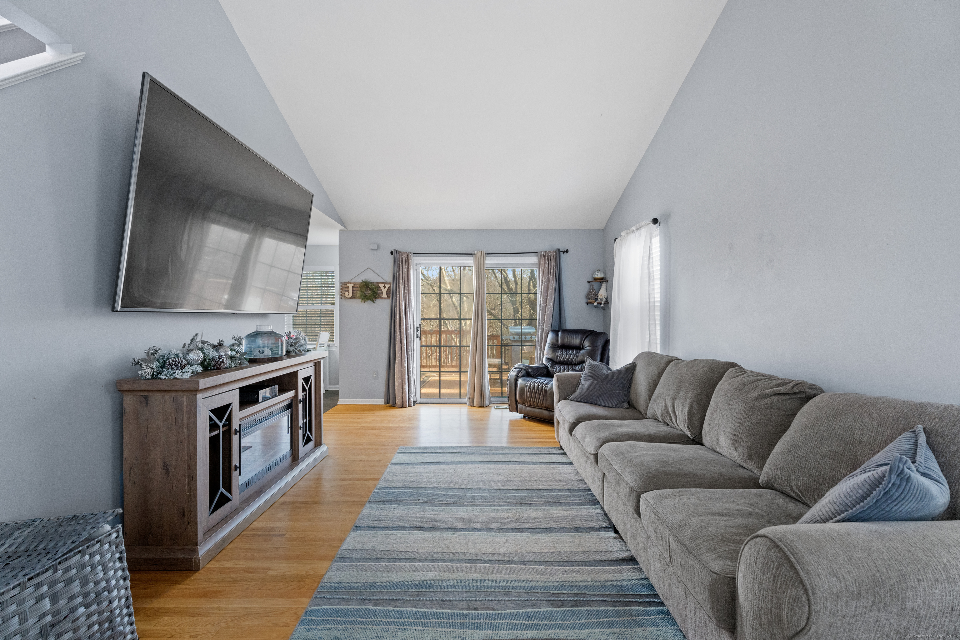 147 Lookout Hill Road