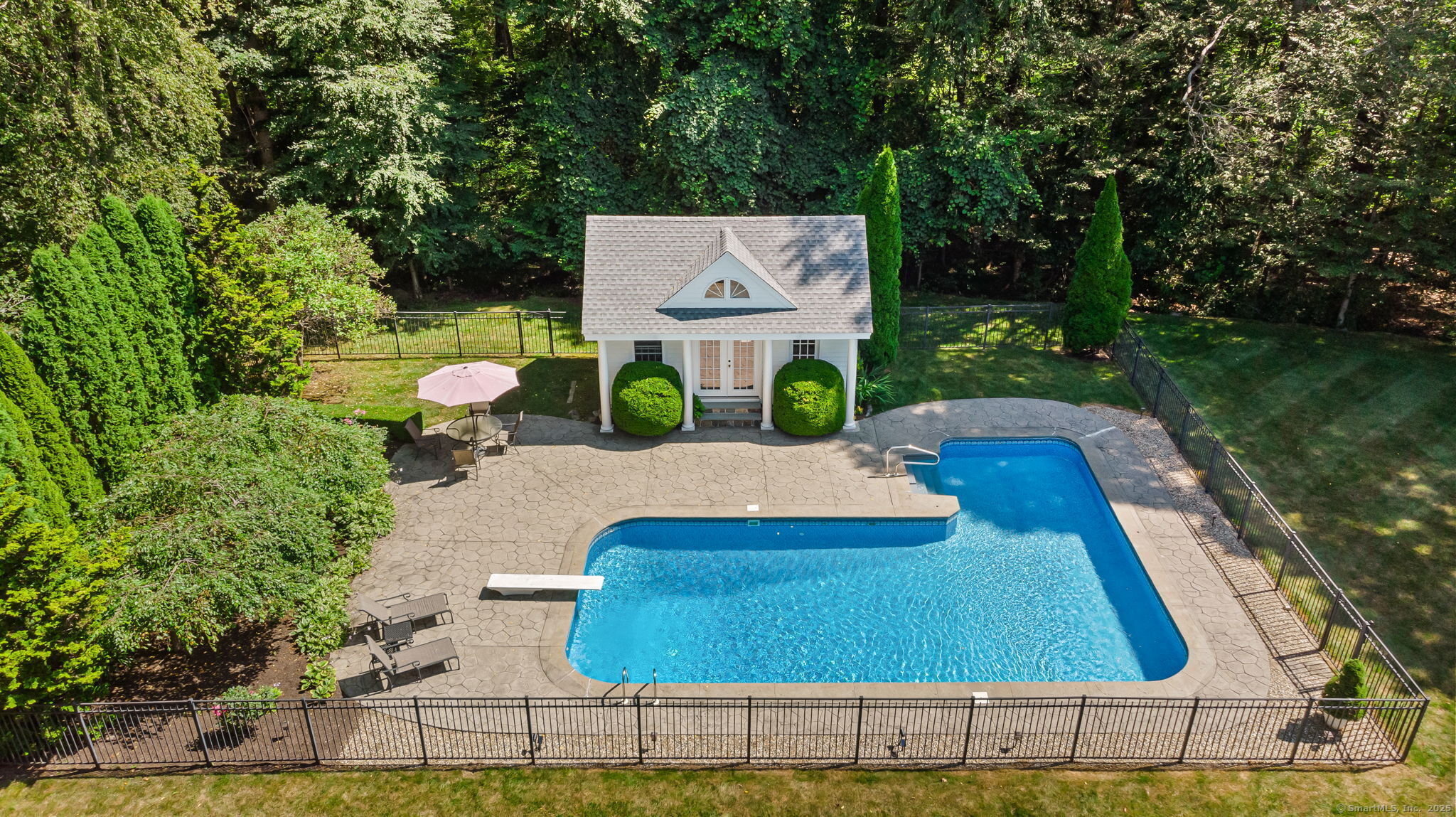 19 Tatetuck Trail
