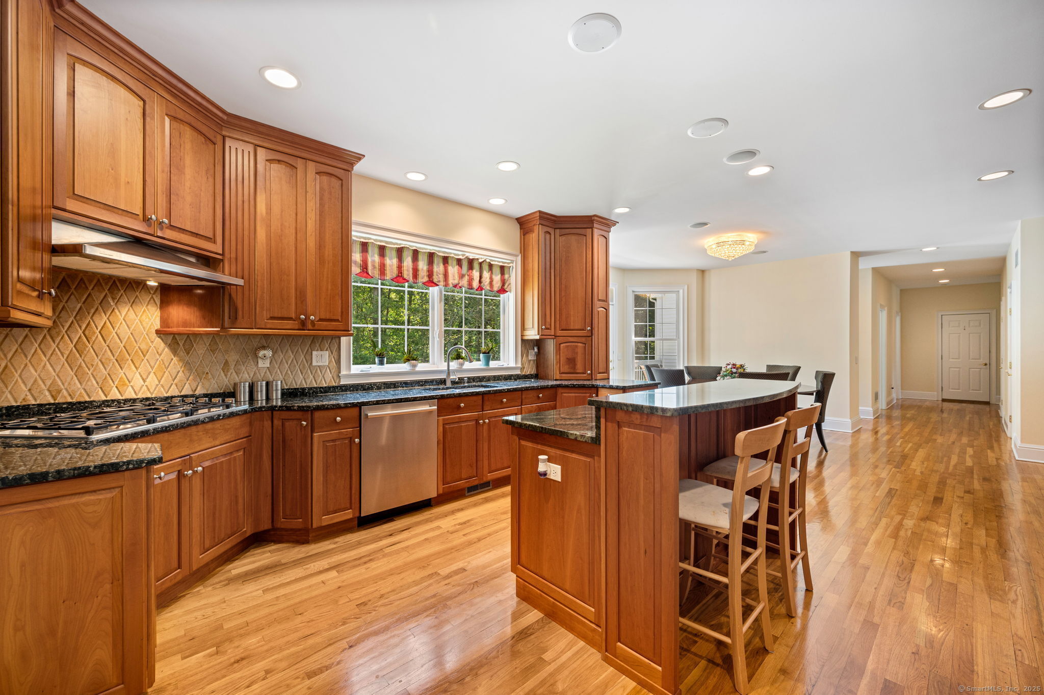 19 Tatetuck Trail