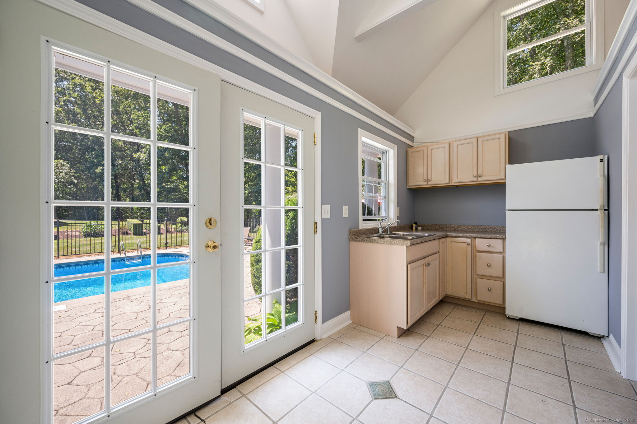 19 Tatetuck Trail