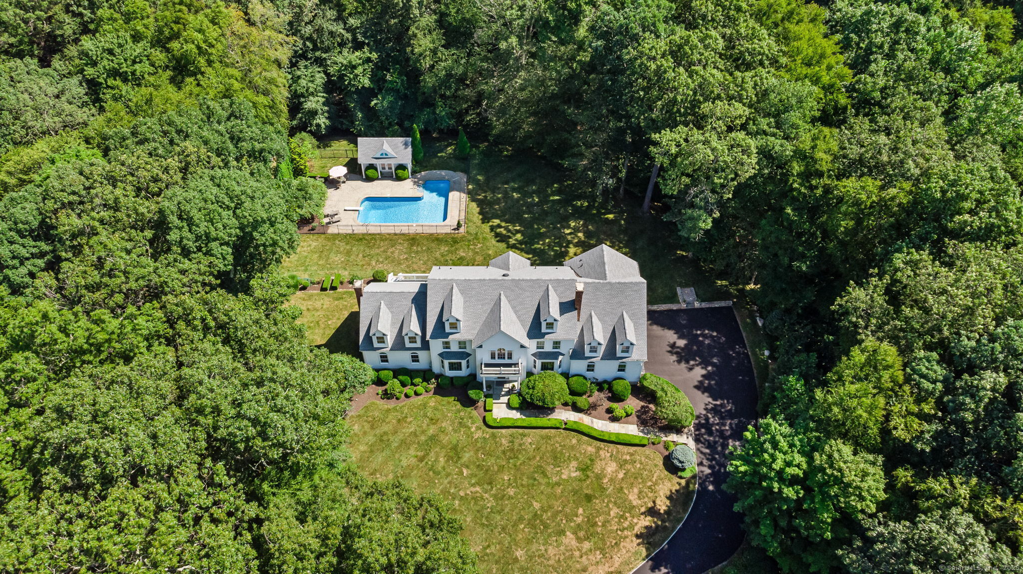 19 Tatetuck Trail