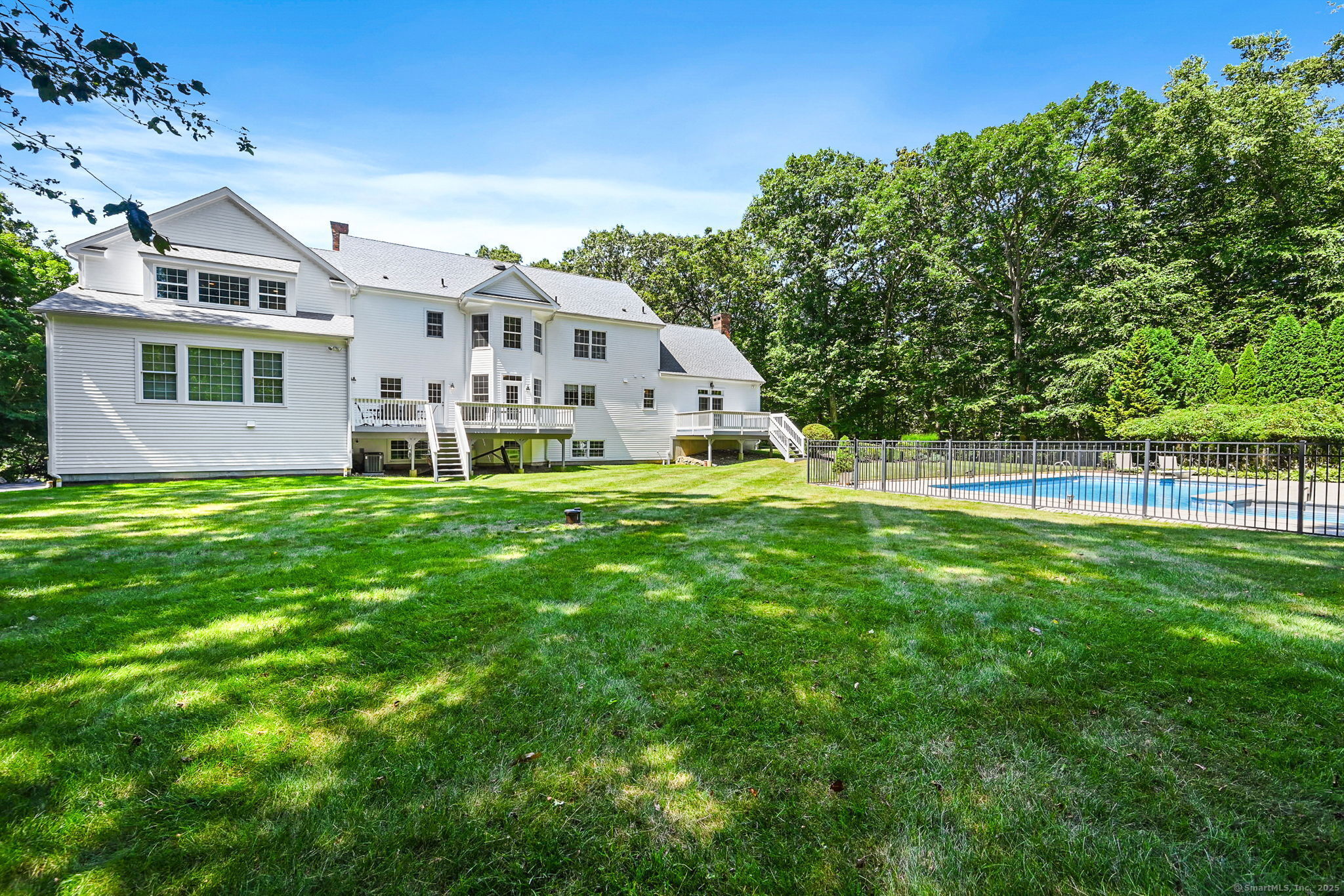 19 Tatetuck Trail