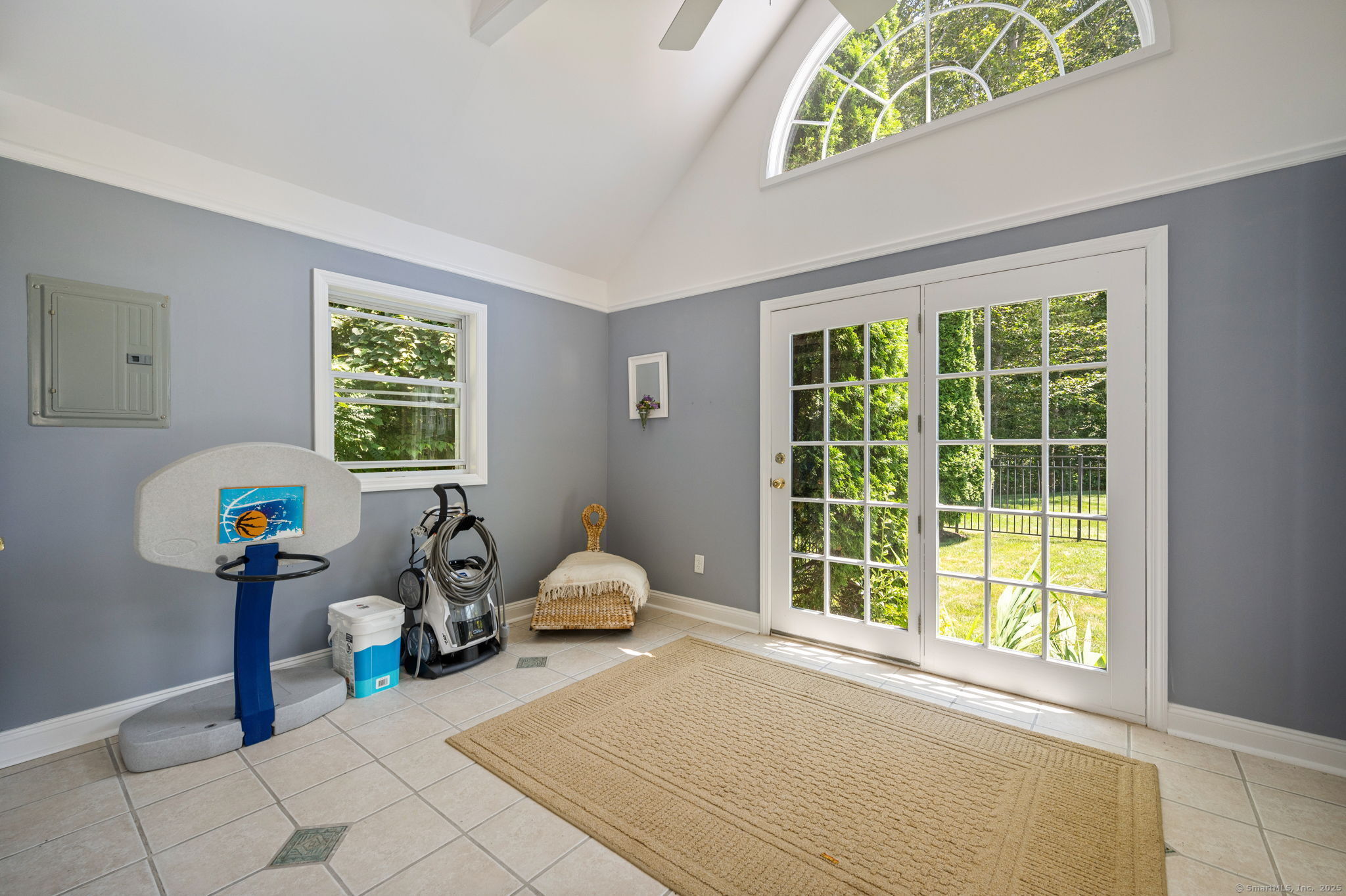 19 Tatetuck Trail