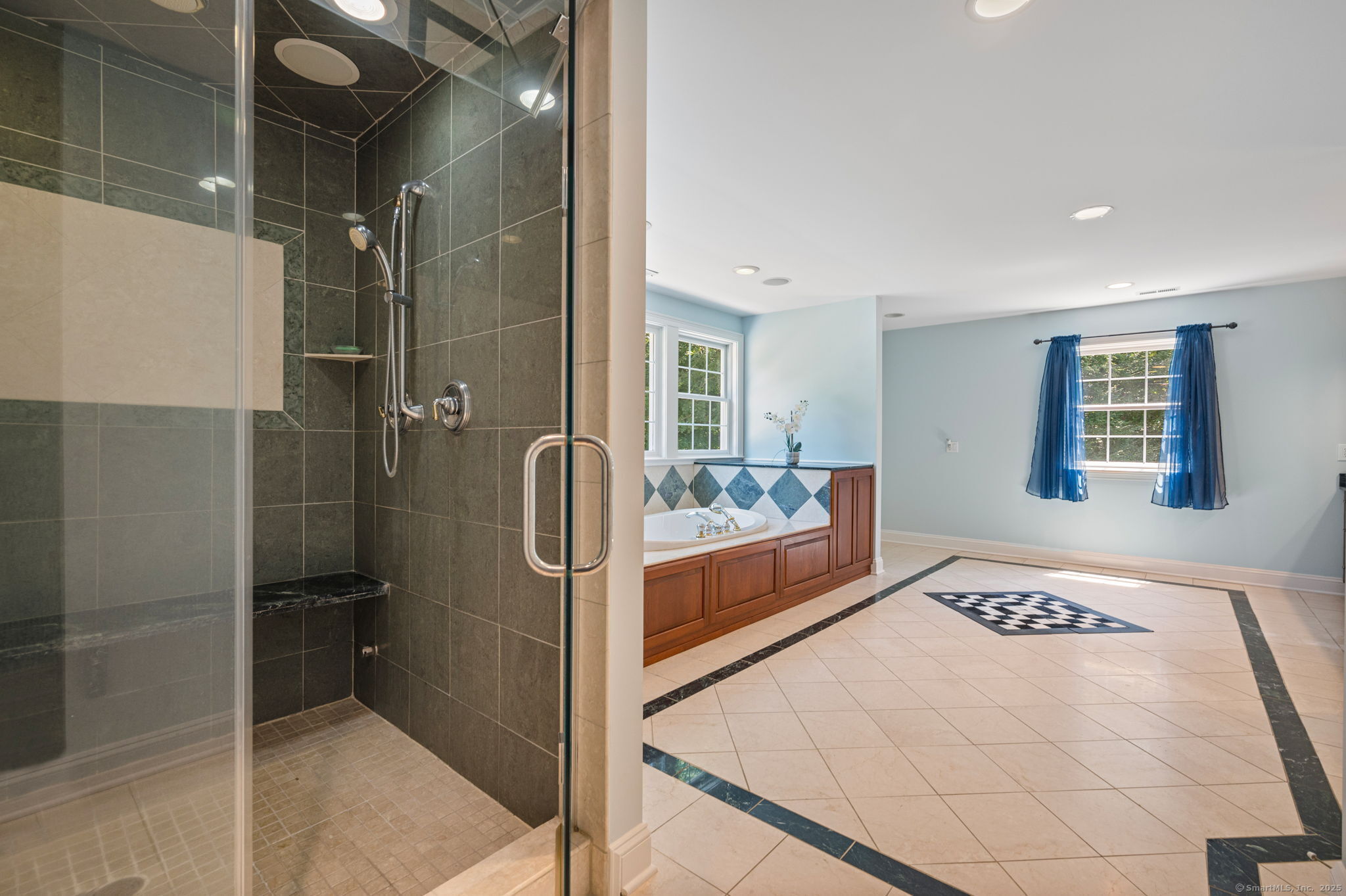 19 Tatetuck Trail