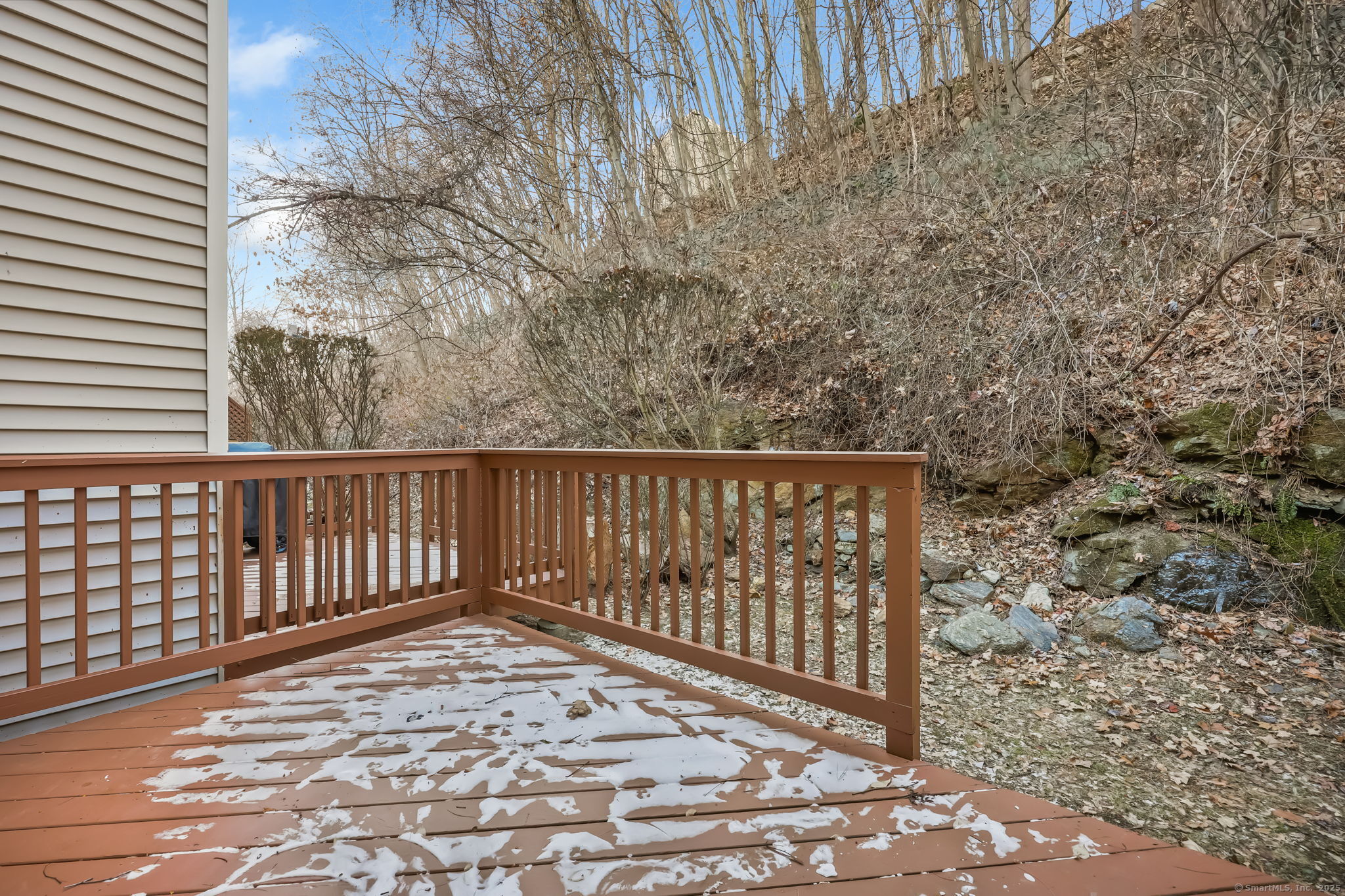 135 Governor Trumbull Way 135