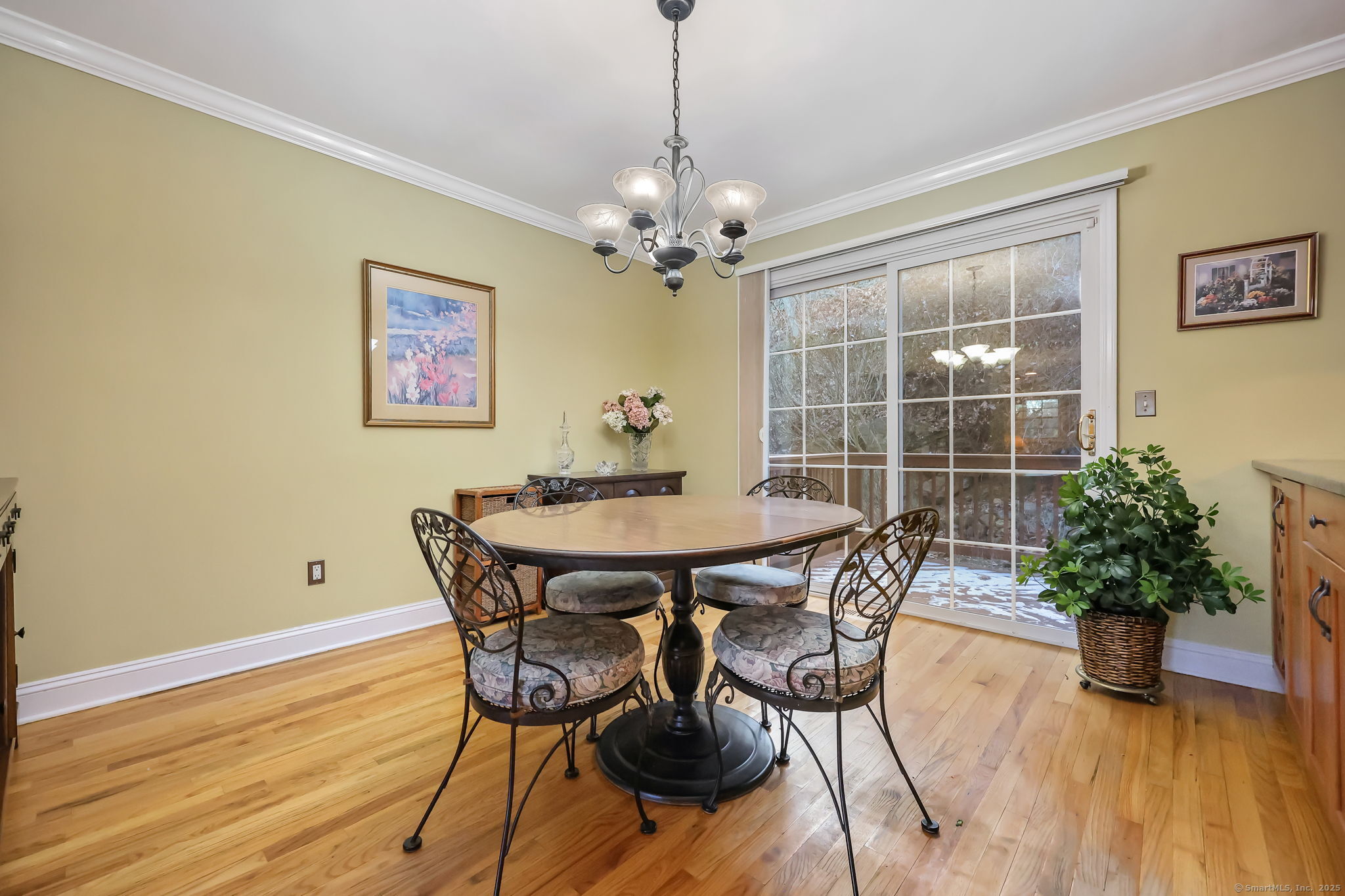 135 Governor Trumbull Way 135
