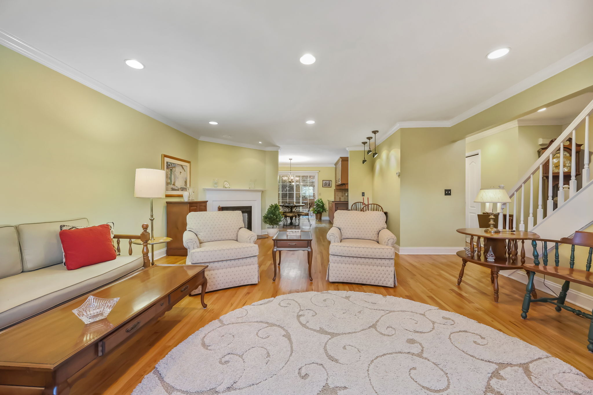 135 Governor Trumbull Way 135