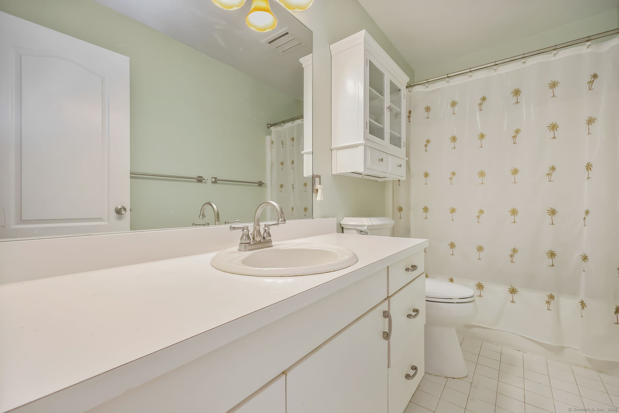 135 Governor Trumbull Way 135