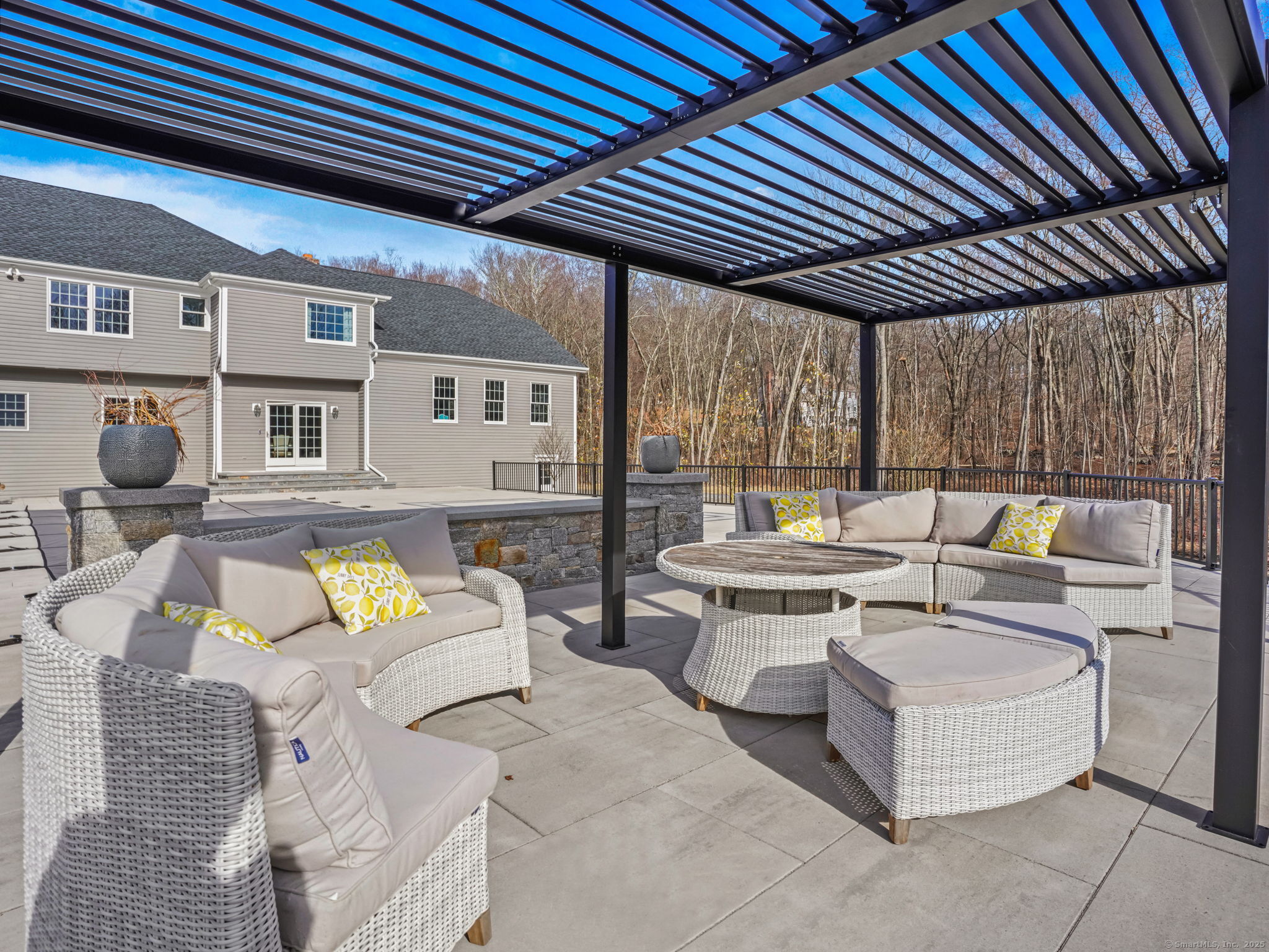 1015 Sport Hill Road