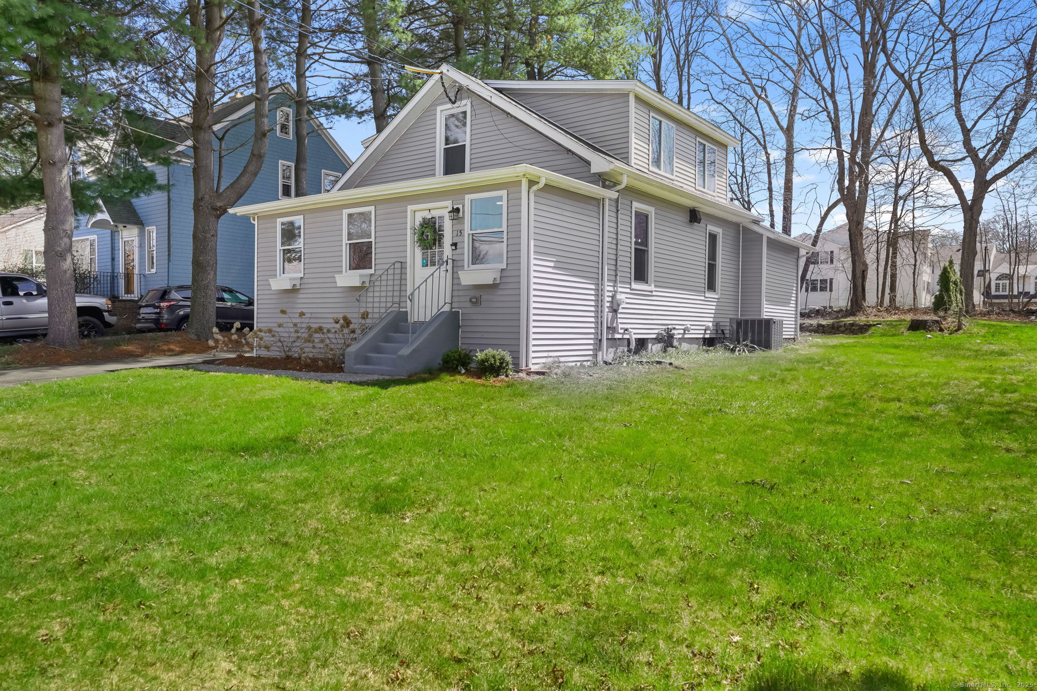 15 Elberta Avenue