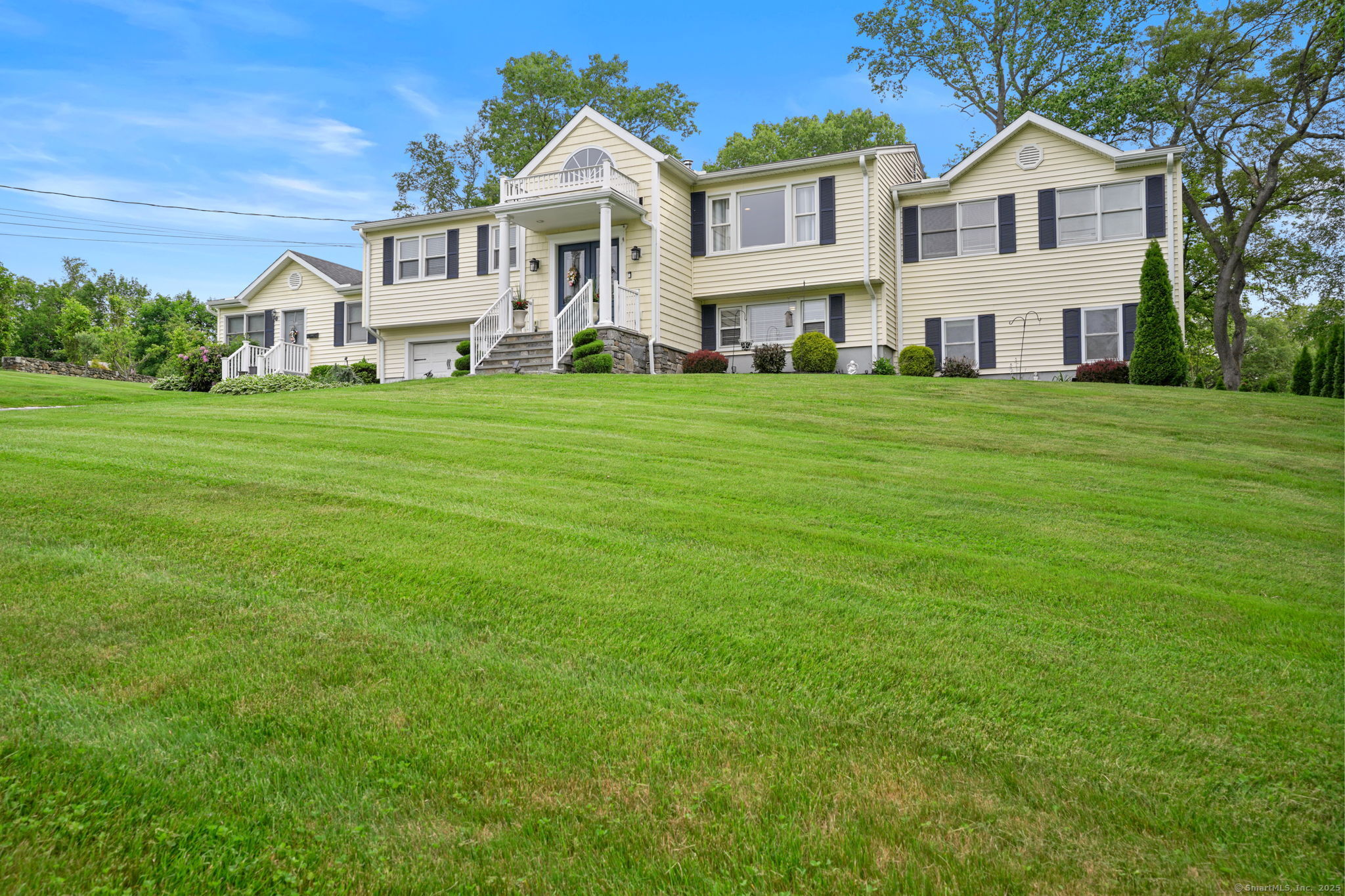 6 Timberlane Drive
