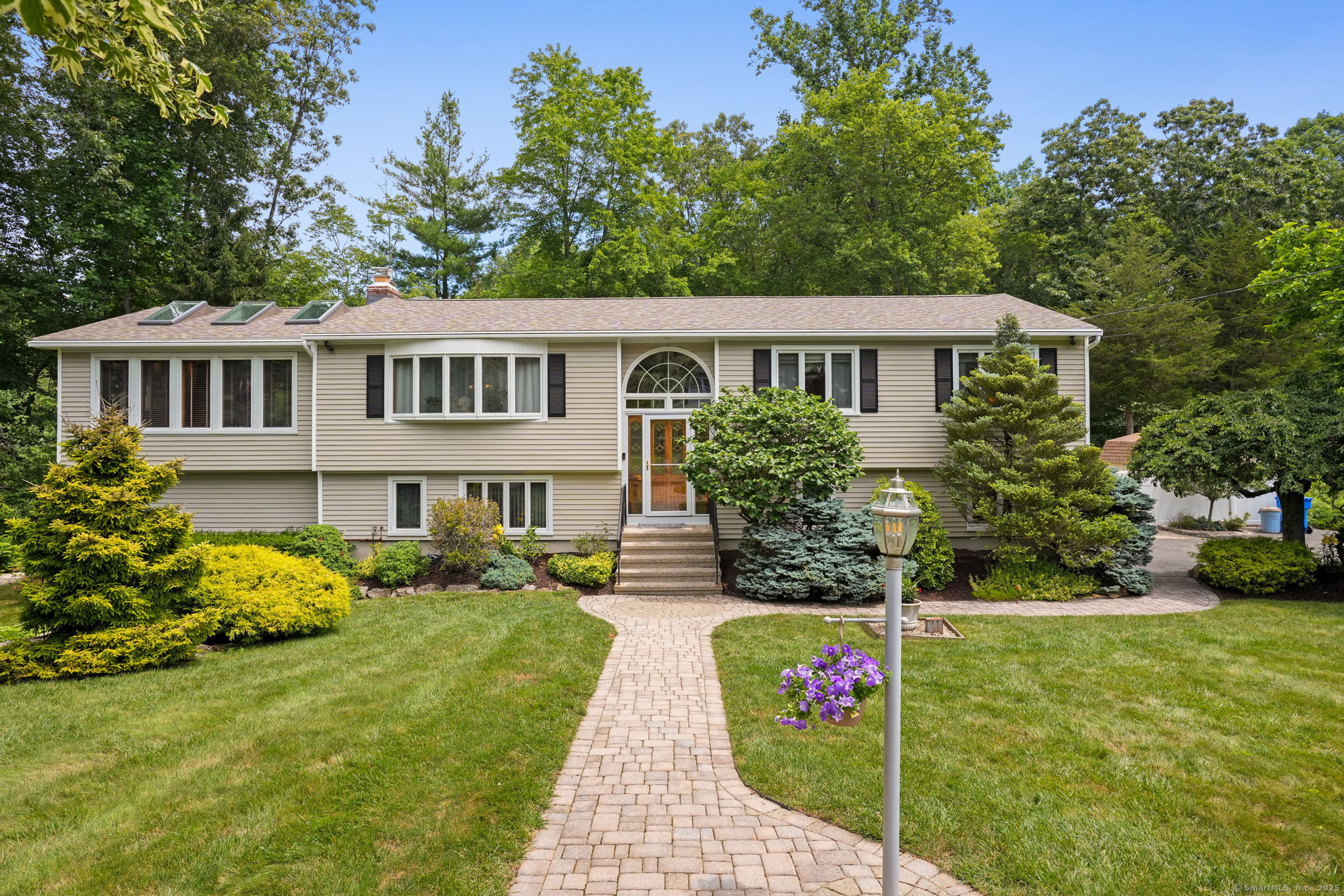 31 Astor Drive