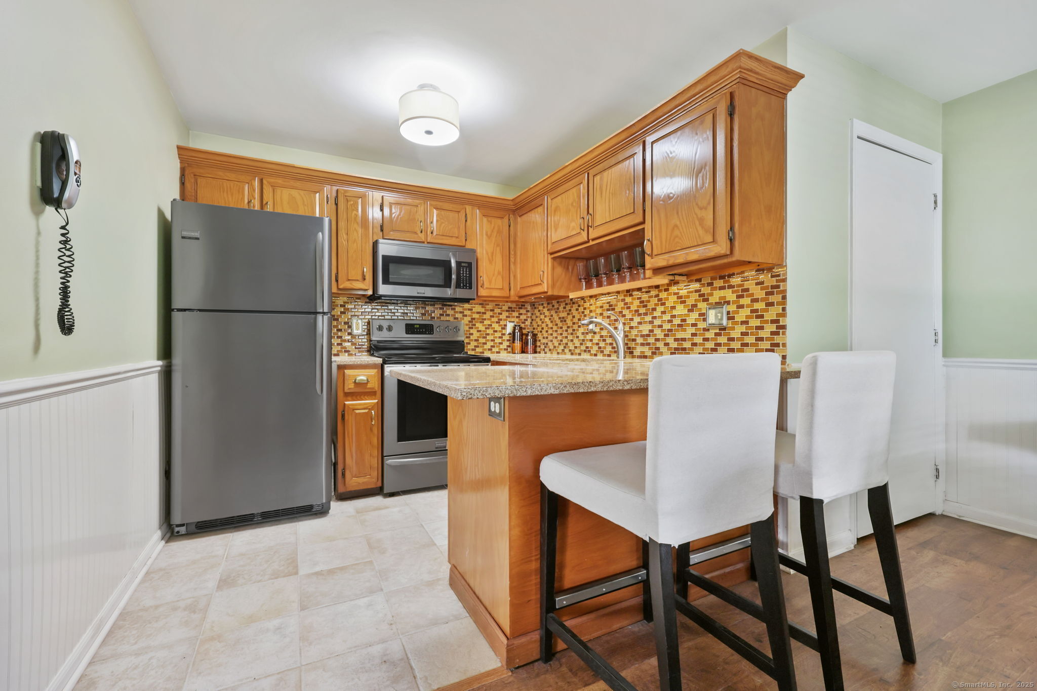 718 Cove Road APT 3
