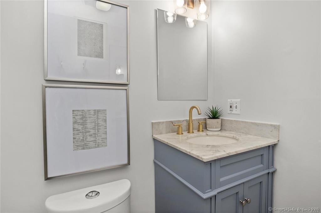 126 Washington Street APT 205