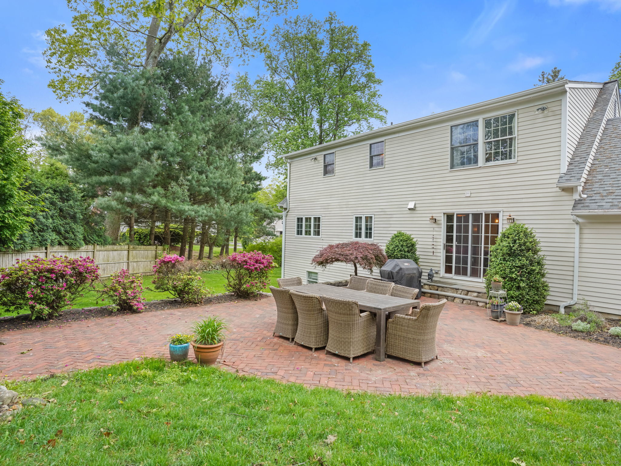22 Rocky Ridge Drive
