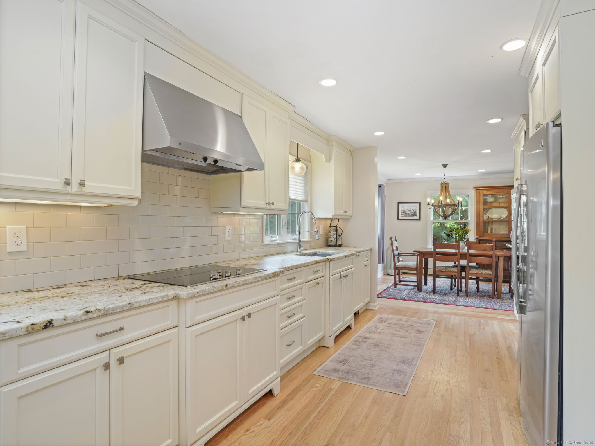22 Rocky Ridge Drive