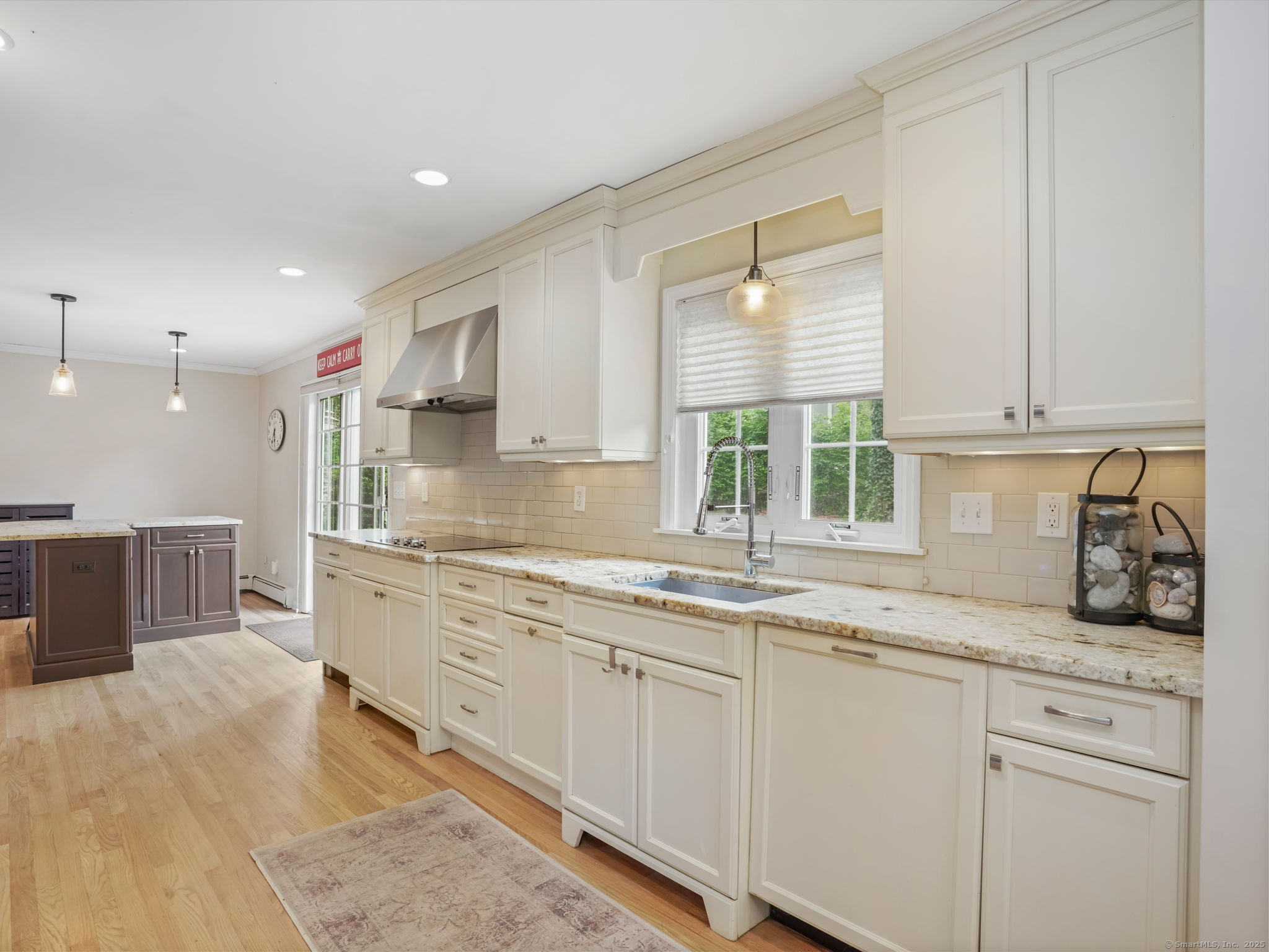 22 Rocky Ridge Drive